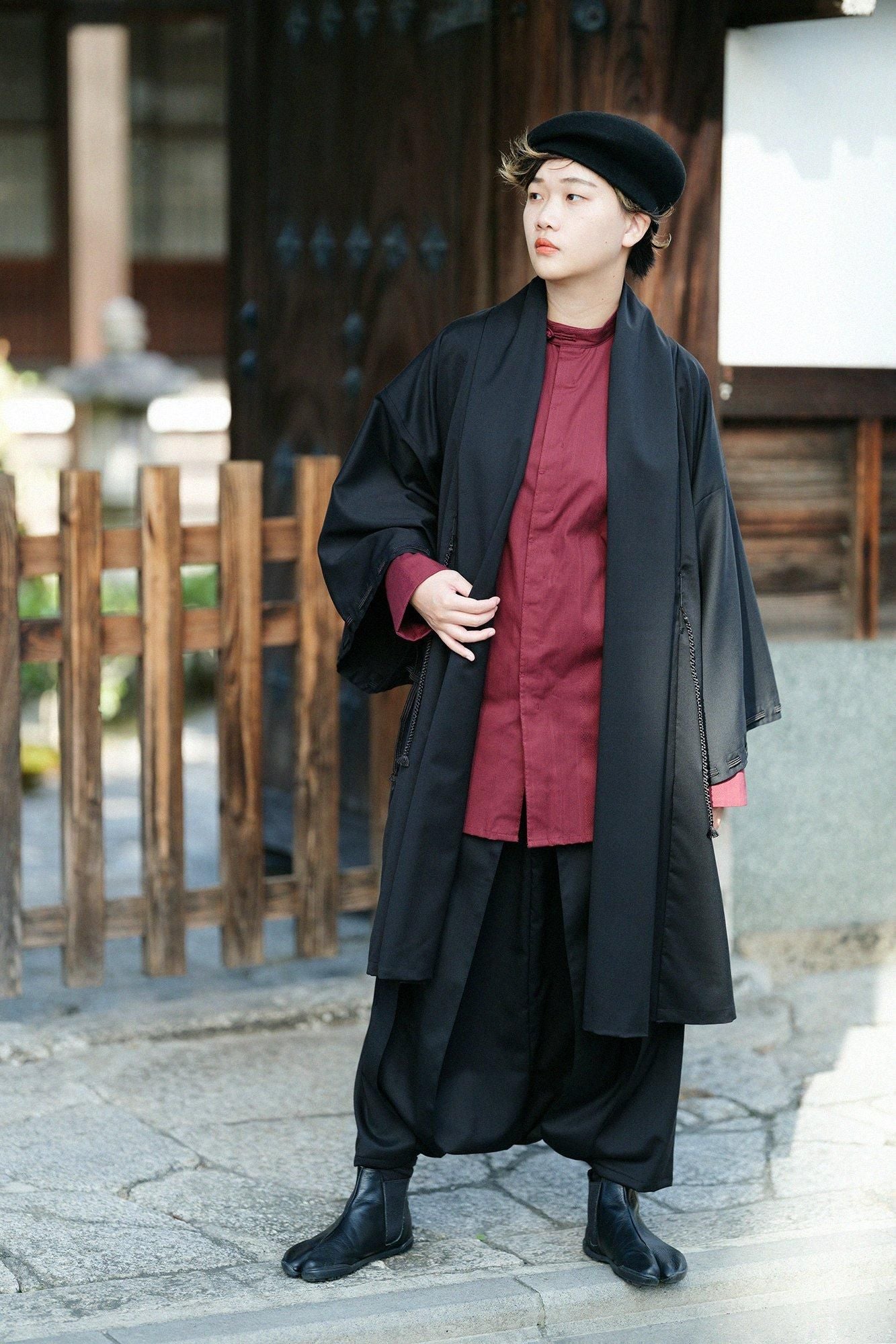 【net限定】舶来間道(はくらいかんとう) 円領長襯衣(えんりょうながしんい)/柘榴色(ざくろいろ)