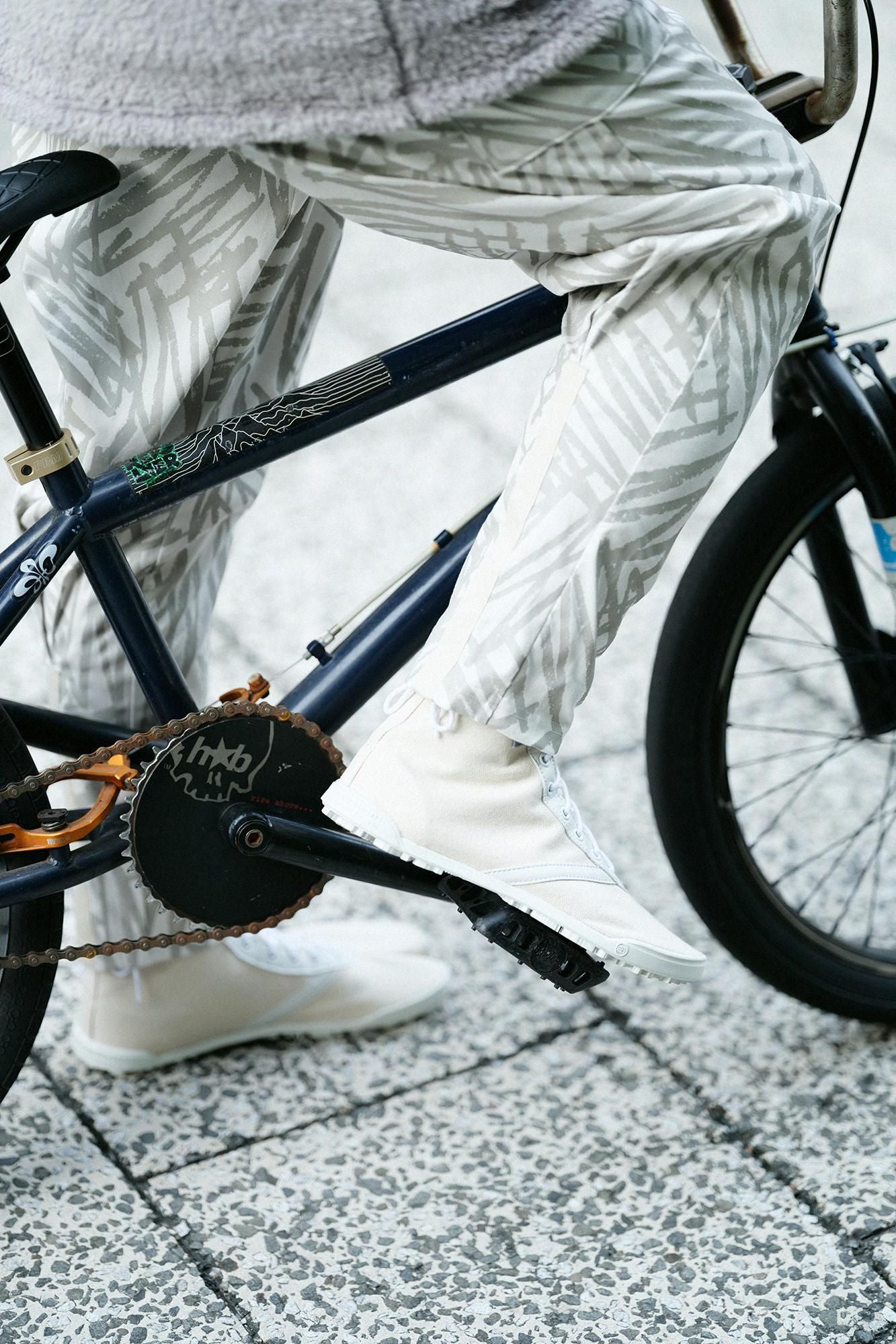 运动塔布hi iroha底部/象牙