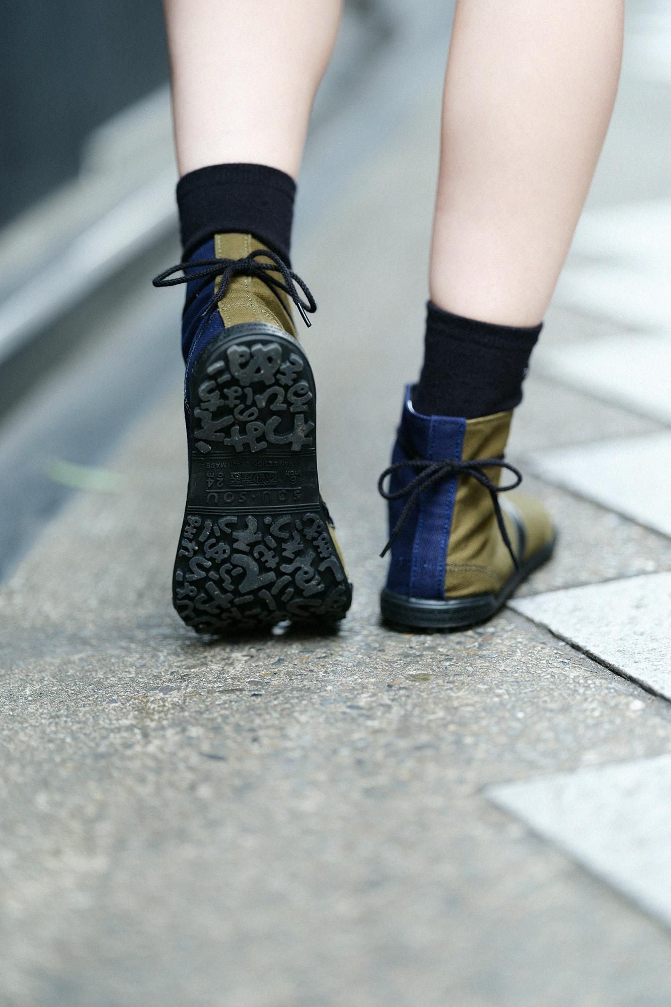 運動足袋 HI いろは底/カーキ×ネイビー