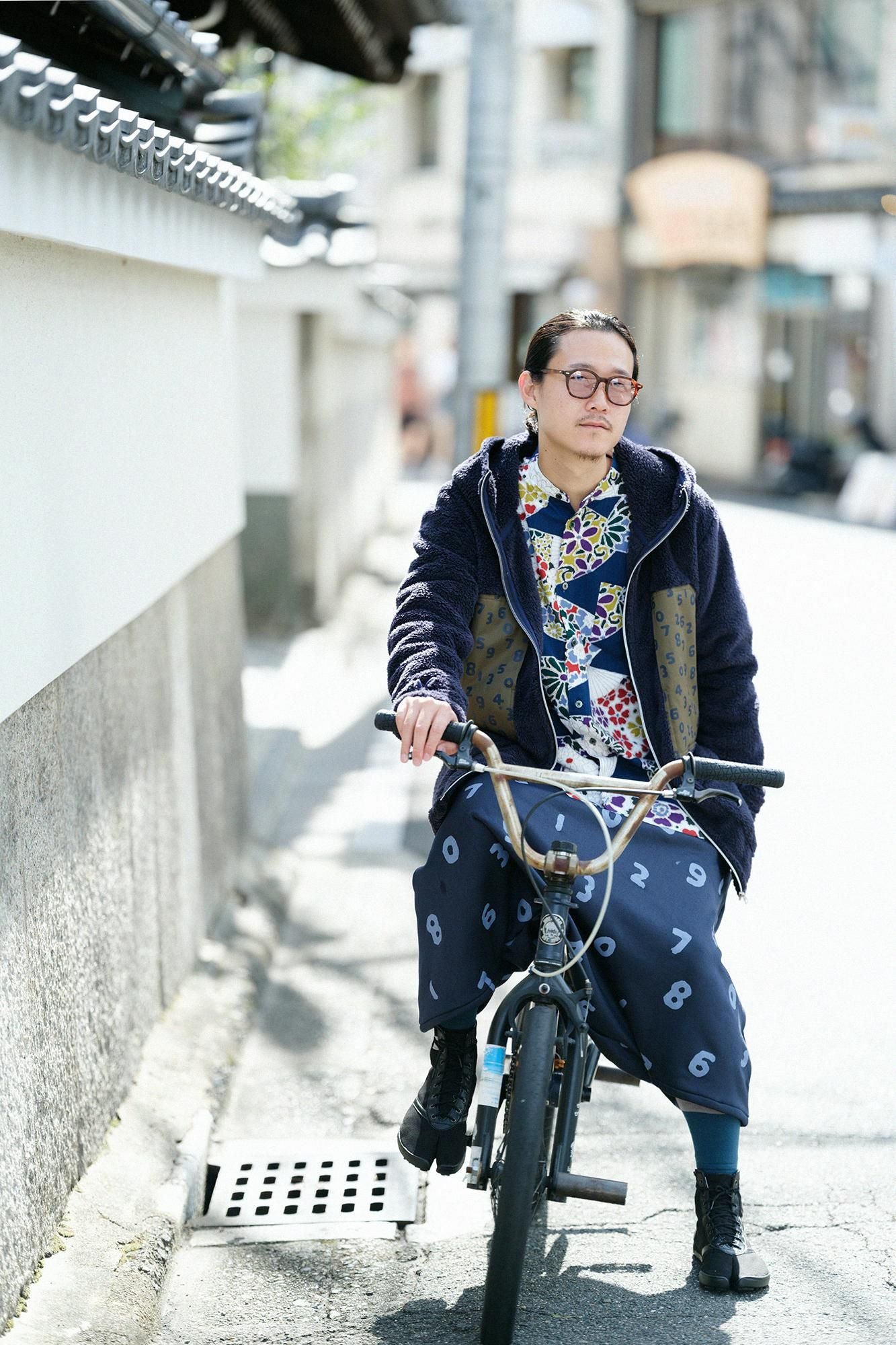 C.C deportare 內搭褲・腳踝長度/石灰色×深海軍藍