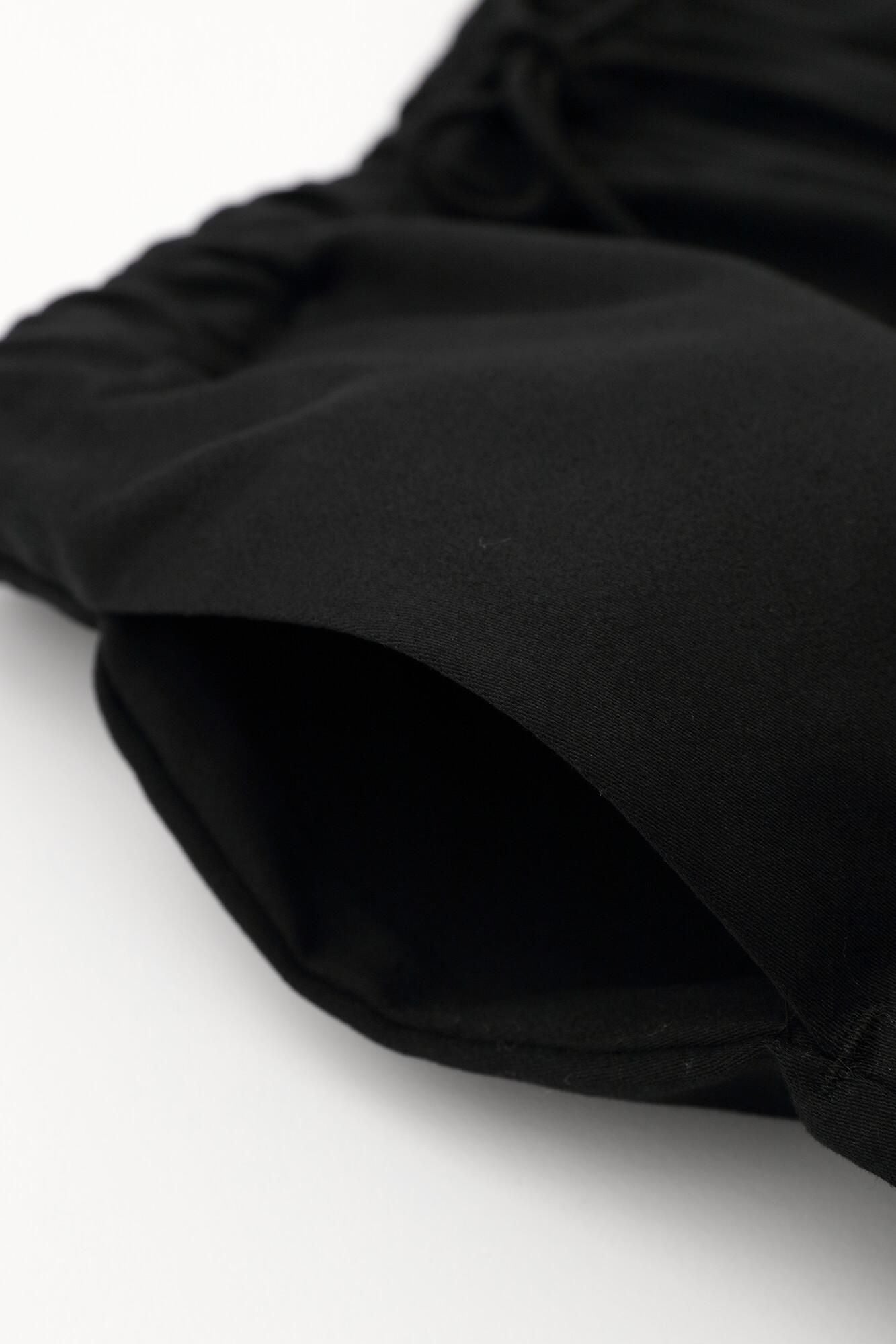 【預購】【net限定】彈性緞面 闊腿褲/黑色(※預計於12月9日左右發貨)