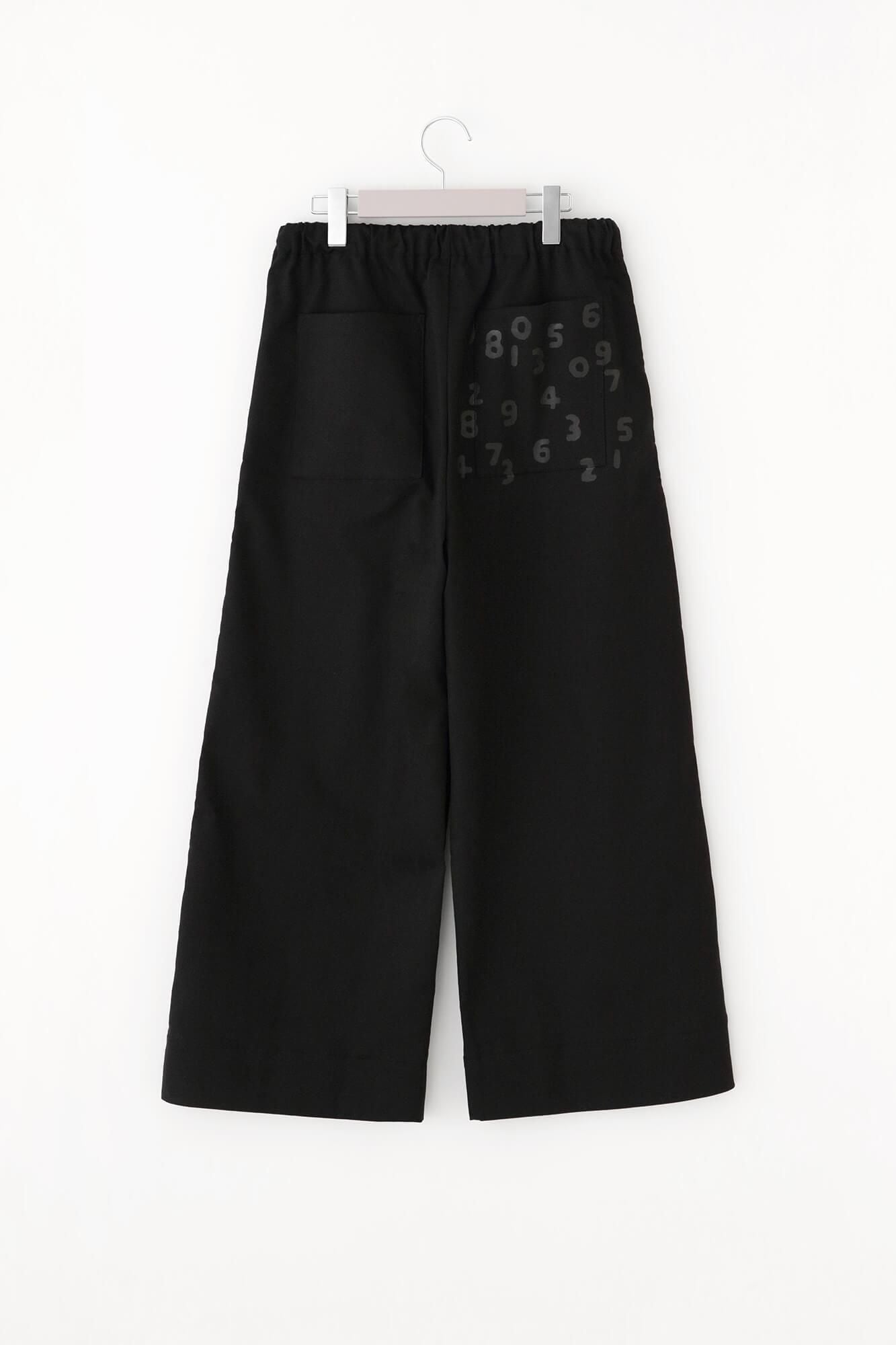 【預購】【net限定】彈性緞面 闊腿褲/黑色(※預計於12月9日左右發貨)