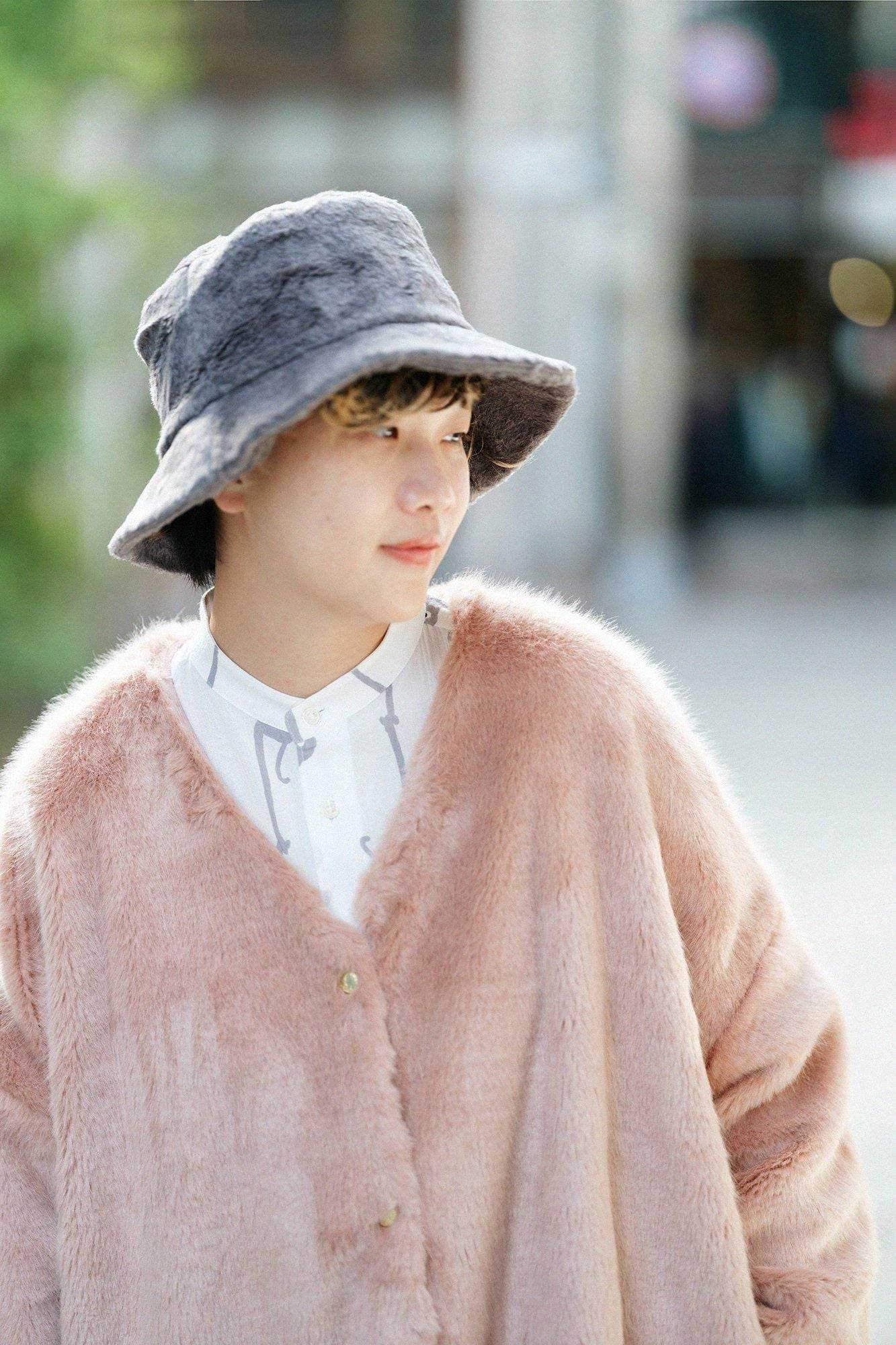 페이크 퍼 V넥 빛튜닉코트/Haiume (Haiume)