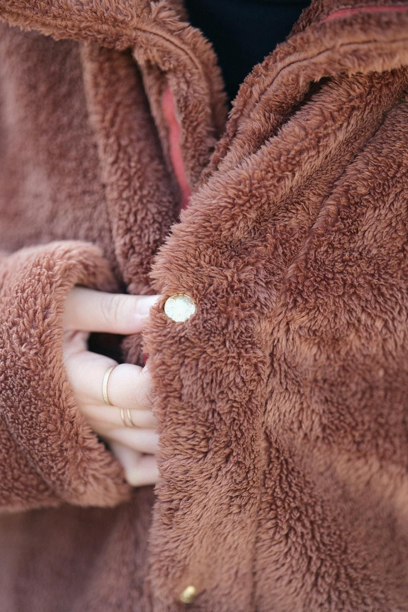 【Pre-order】Boa Robe/Red Birch(※Scheduled to be shipped around Dec 9)