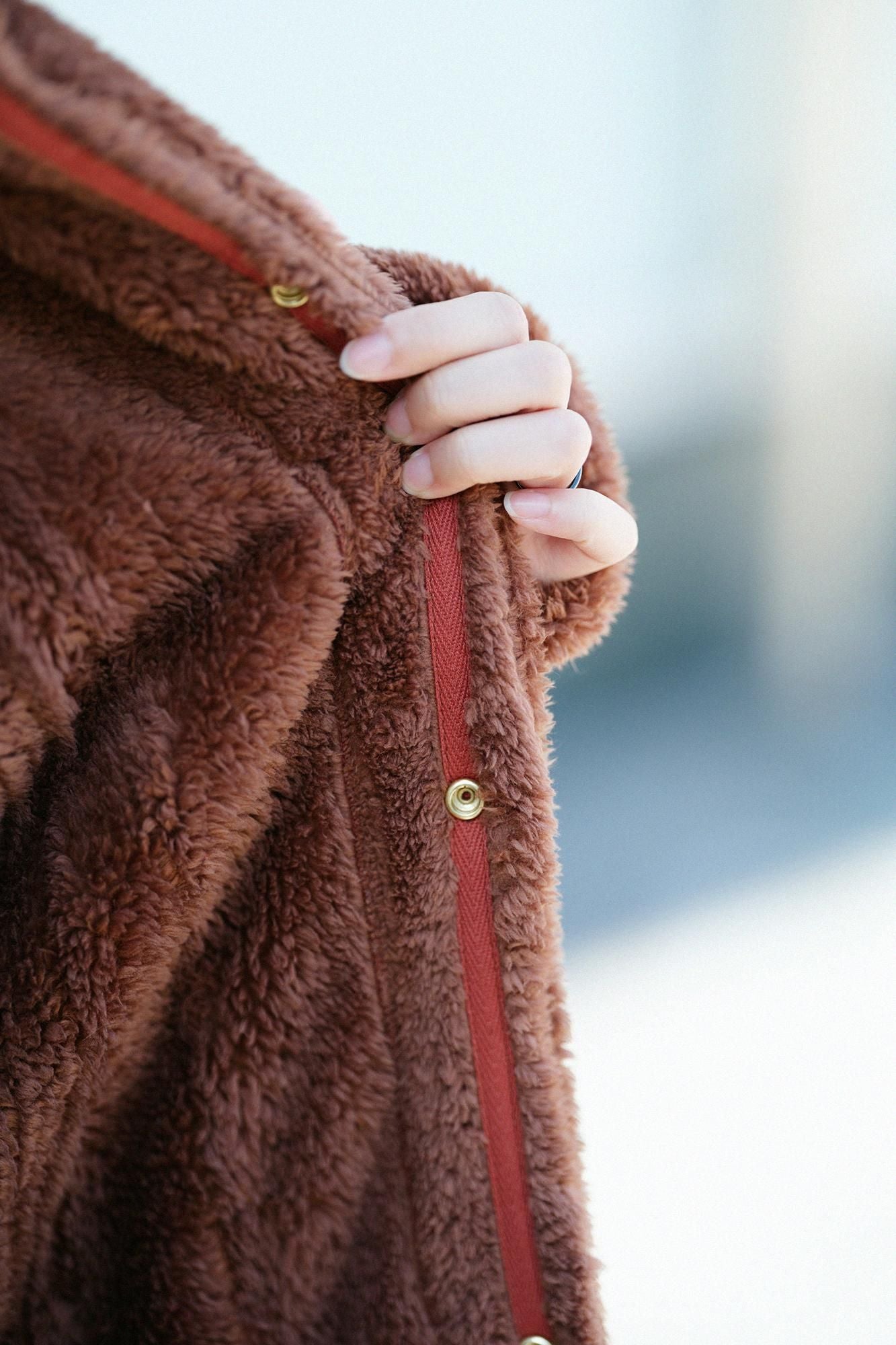 【Pre-order】Boa Robe/Red Birch(※Scheduled to be shipped around Dec 9)