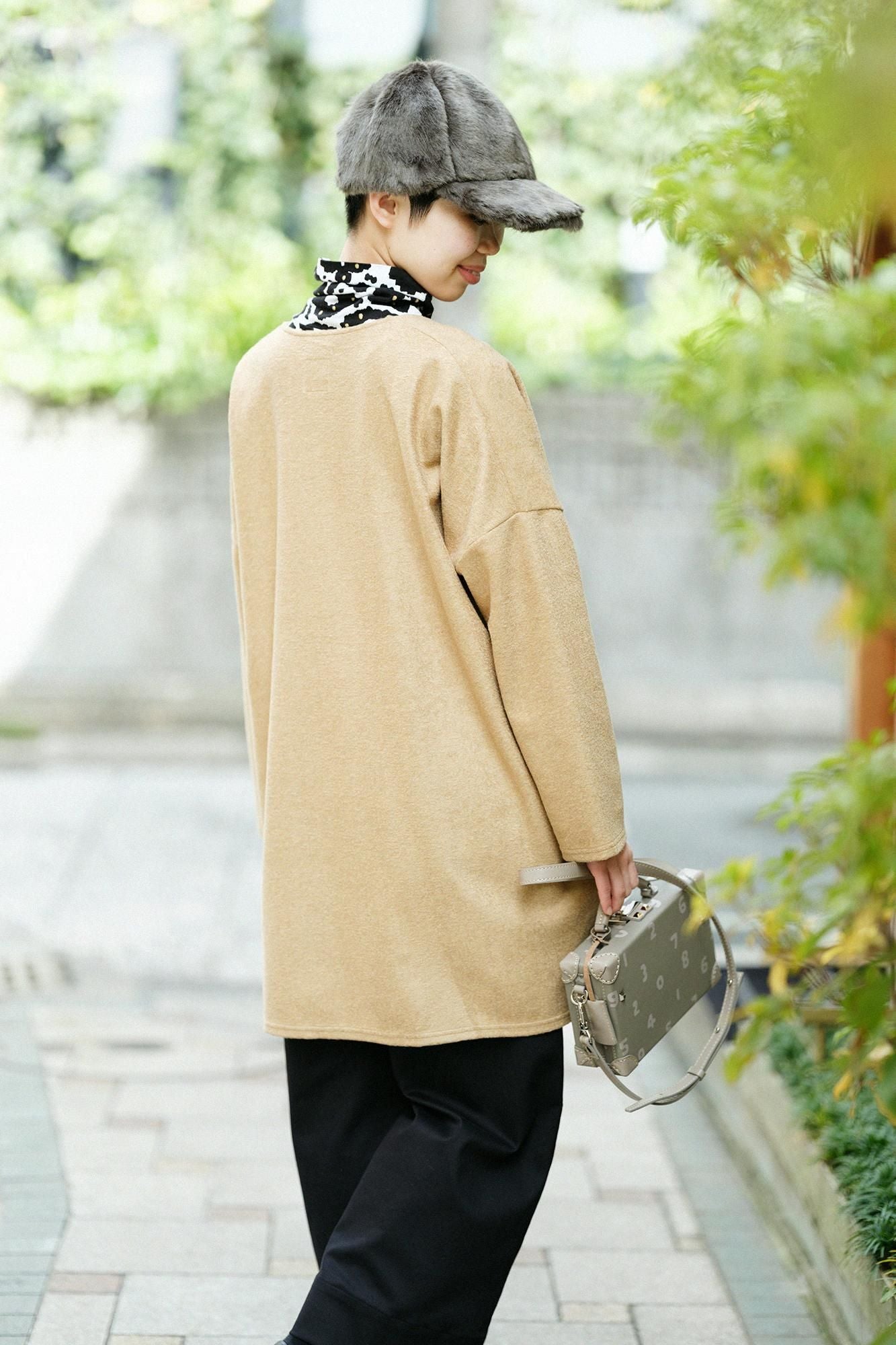 フェイクファー キャップ/濃灰(こいはい)×SO-SU-U昆(こん)