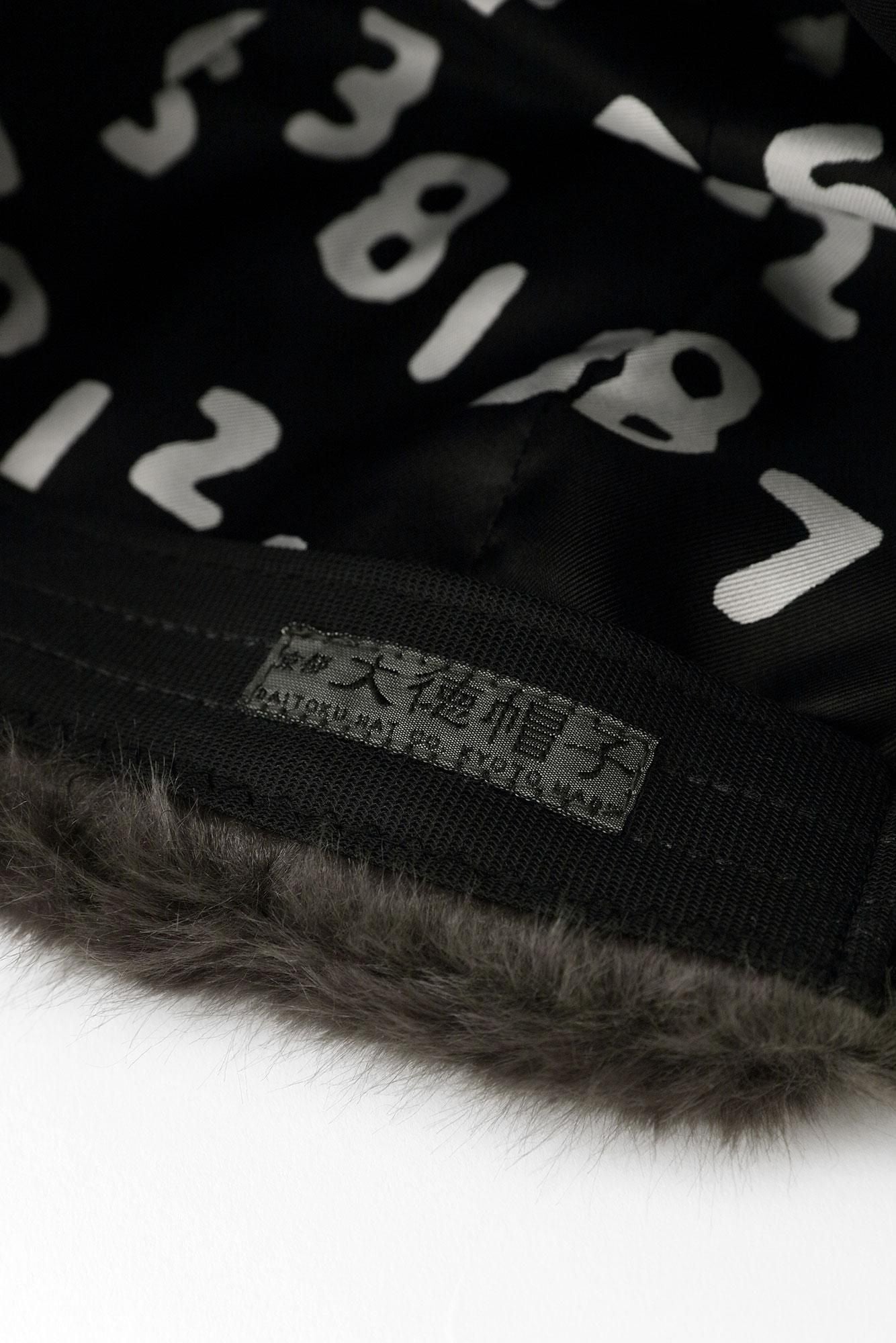 フェイクファー キャップ/濃灰(こいはい)×SO-SU-U昆(こん)