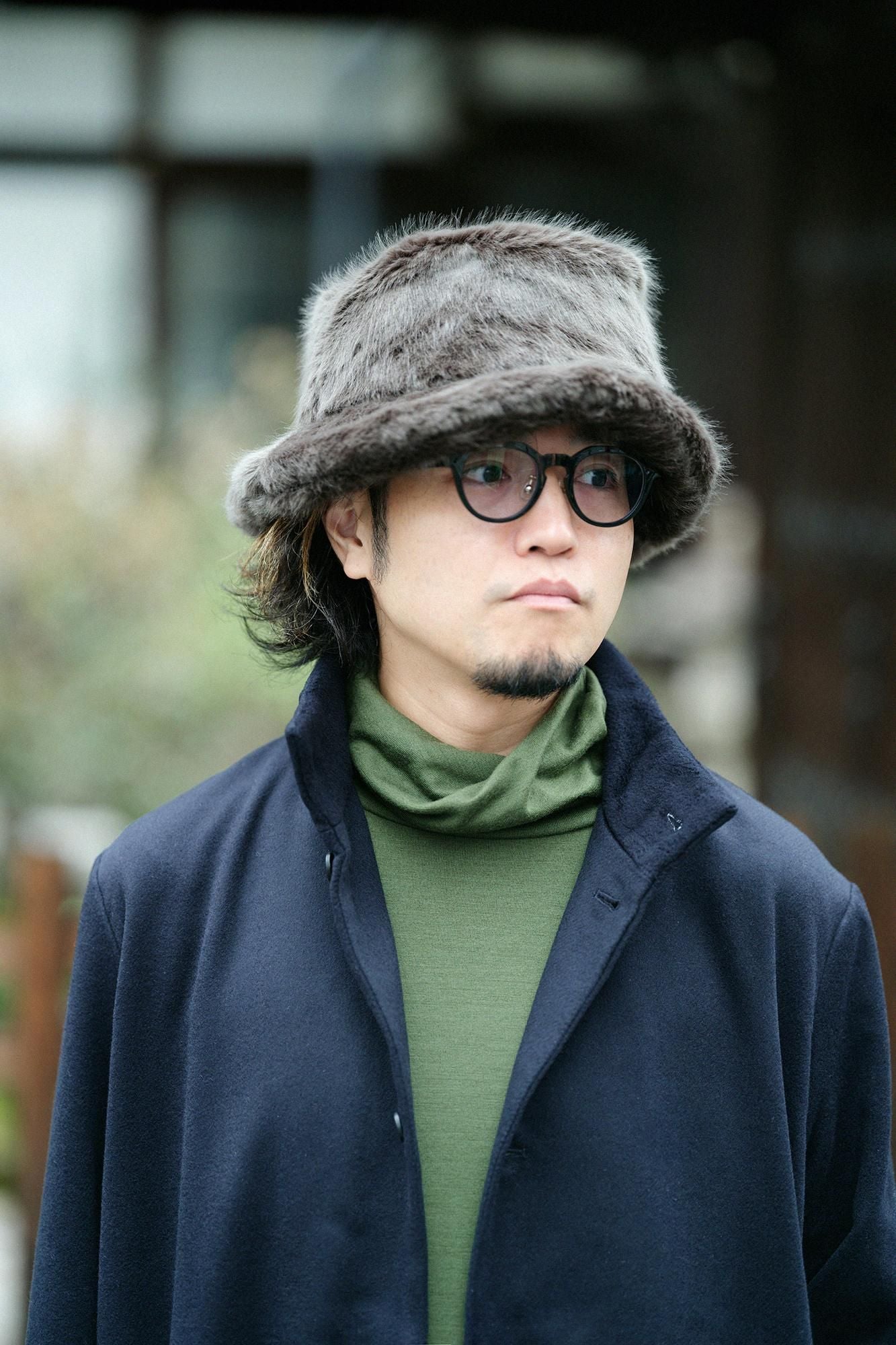 人造毛皮皮帽/深灰色× SO-SU-U十數 昆