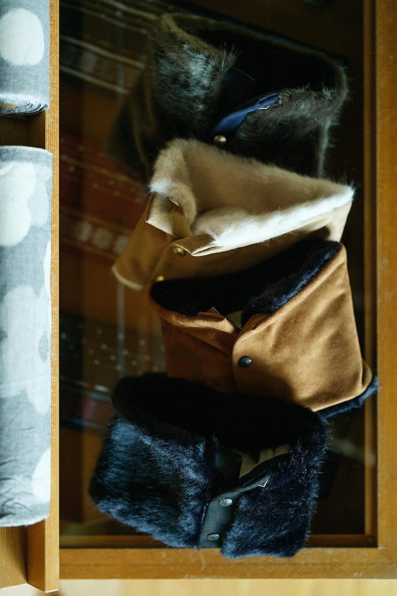 【預購】人造毛皮 雙面用短圍巾/柿茶色×黑藍色(※預計於12月9日左右發貨)