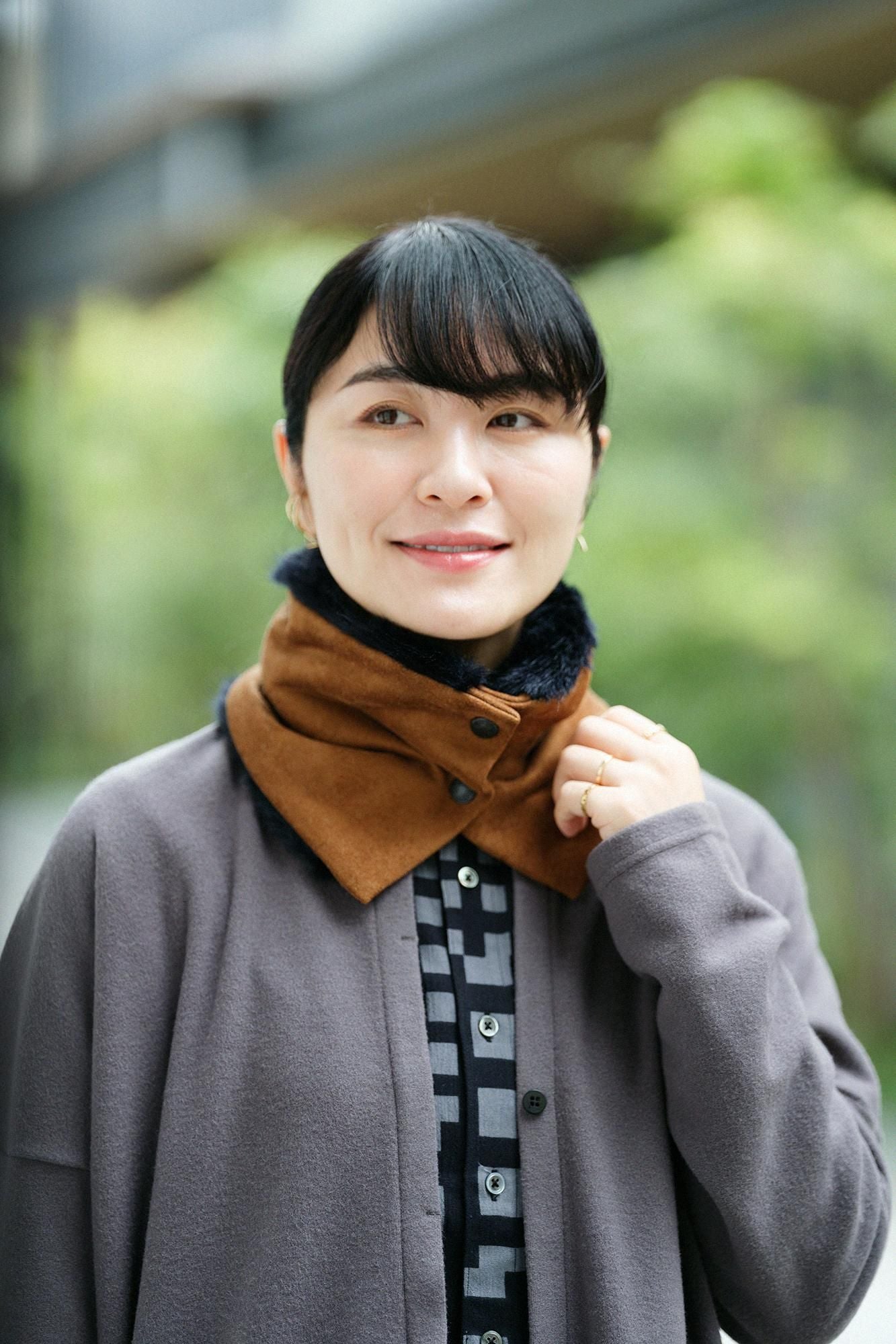 【預購】人造毛皮 雙面用短圍巾/柿茶色×黑藍色(※預計於12月9日左右發貨)