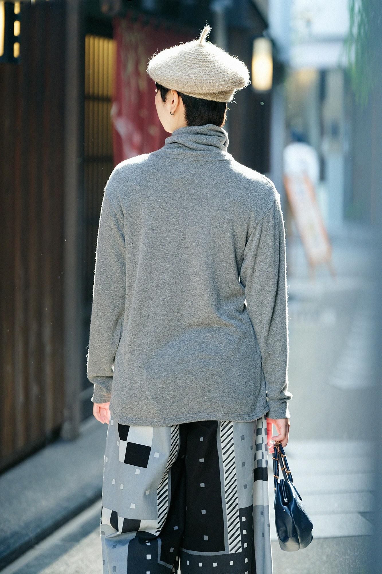 內起絨 梳毛針織 高領上衣/深灰色