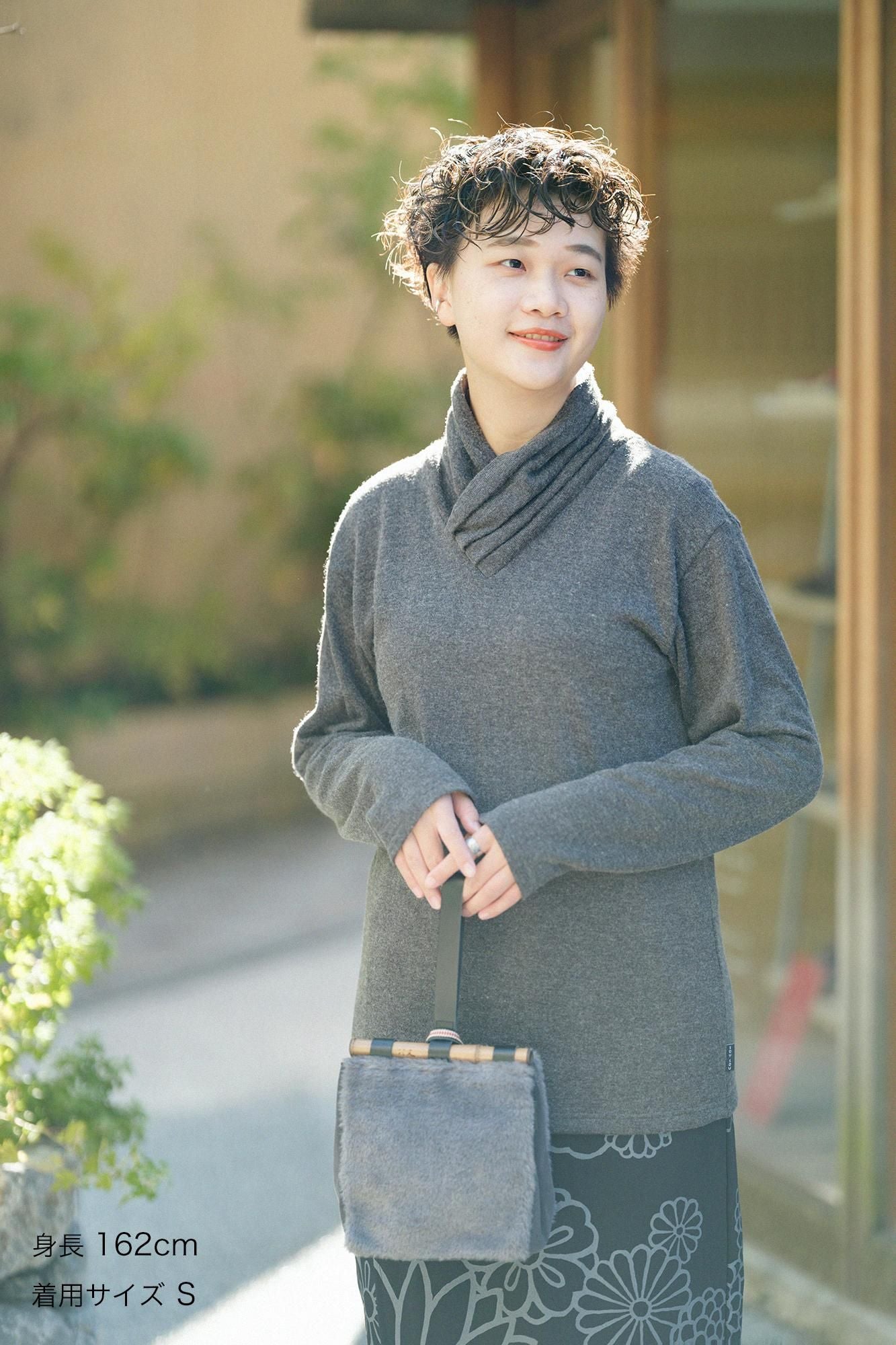 內起絨 梳毛針織 高領上衣/濃灰