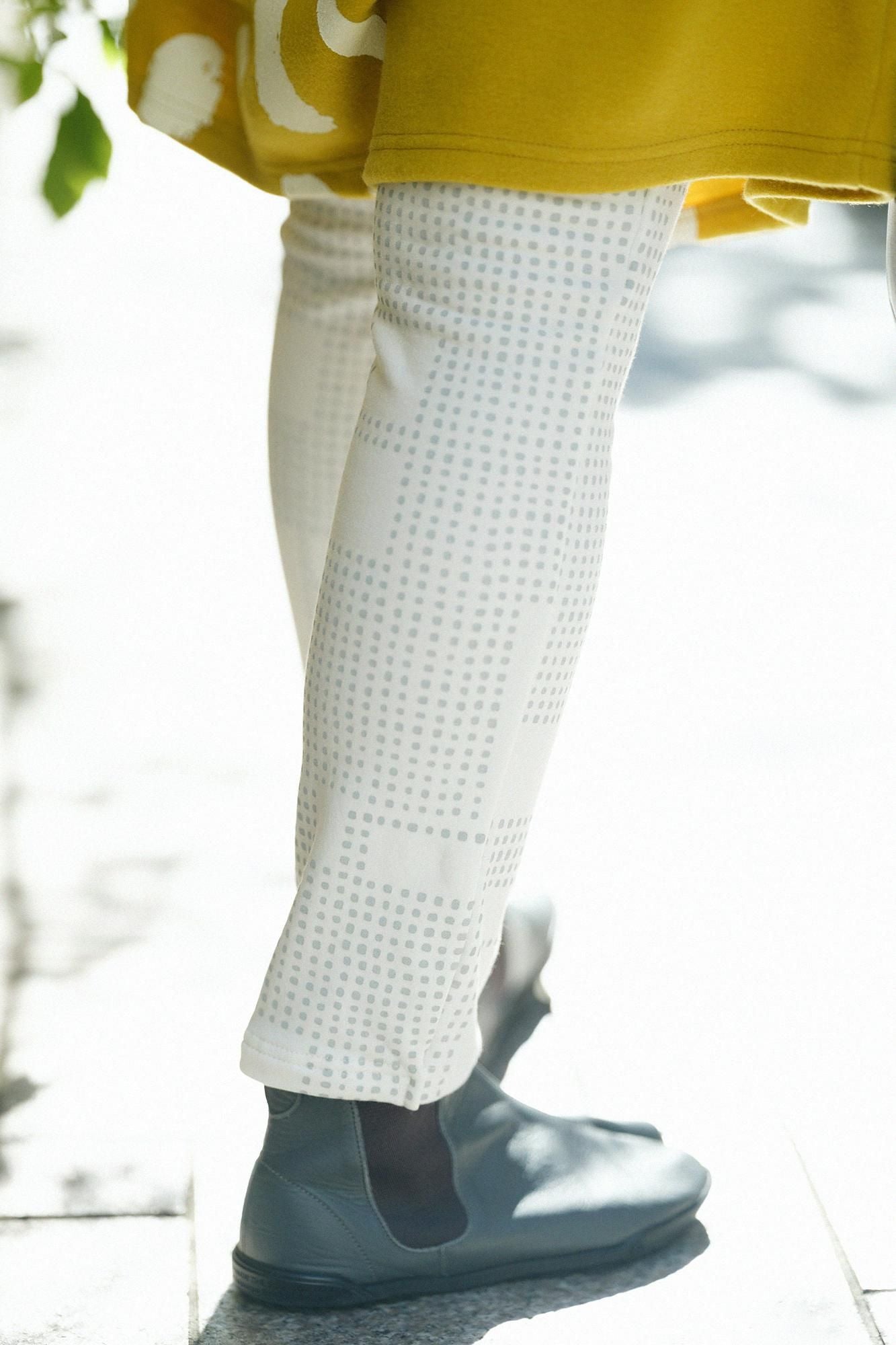 裏毛 窄版細腿褲/影 本白