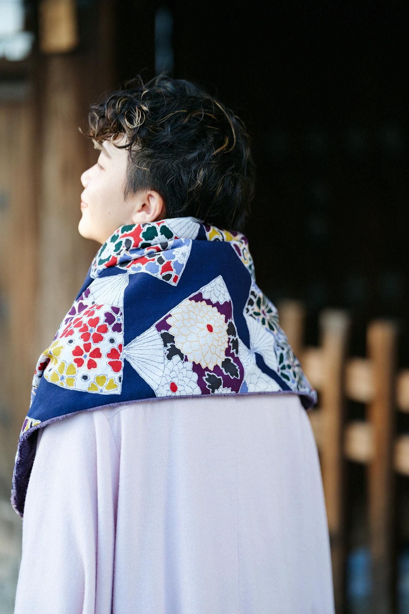 Musselin-Boa-Kragen/Fächer dunkelblau