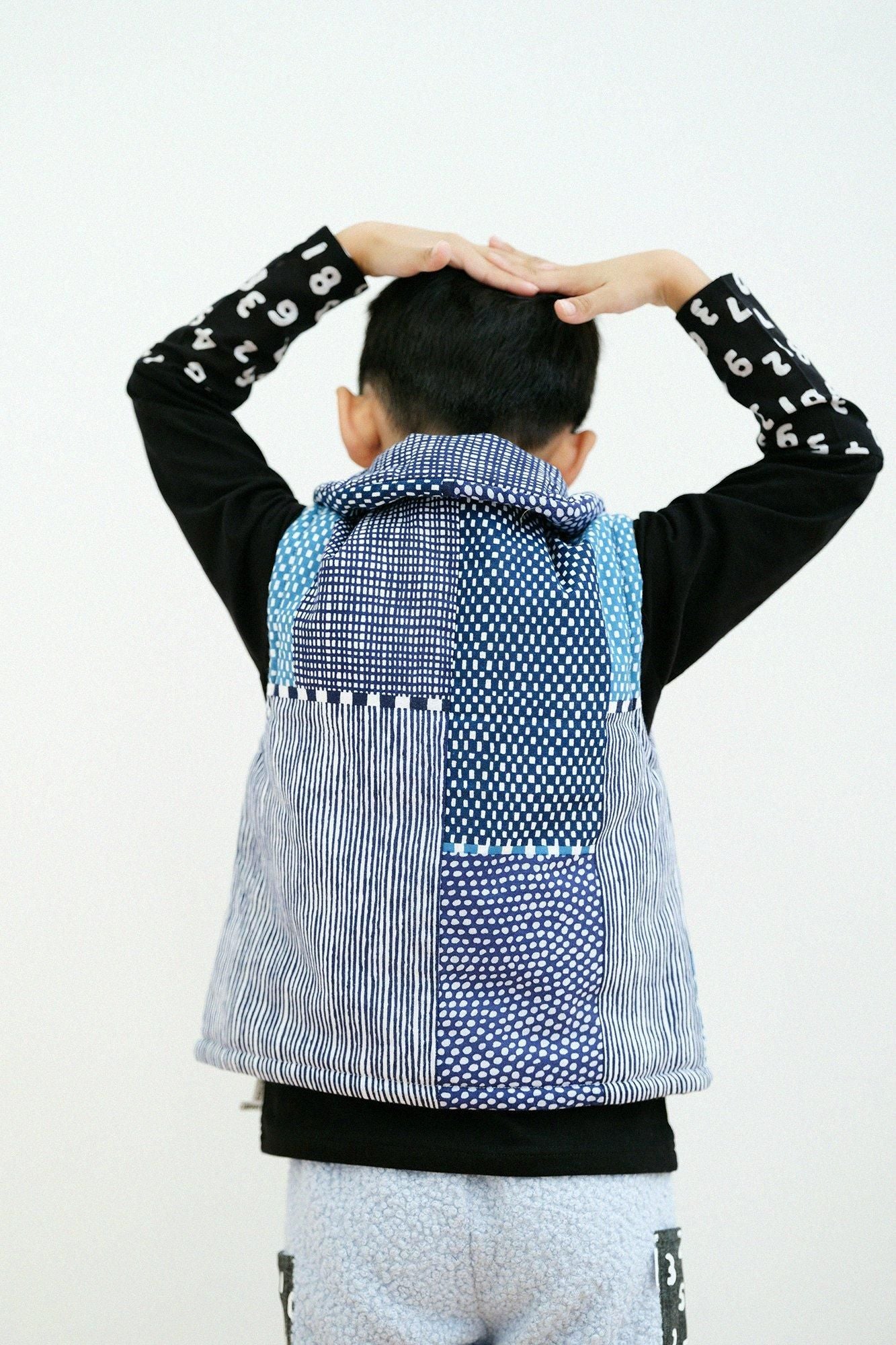 ●伊勢木棉 夾棉 小背心 / 點線 青和