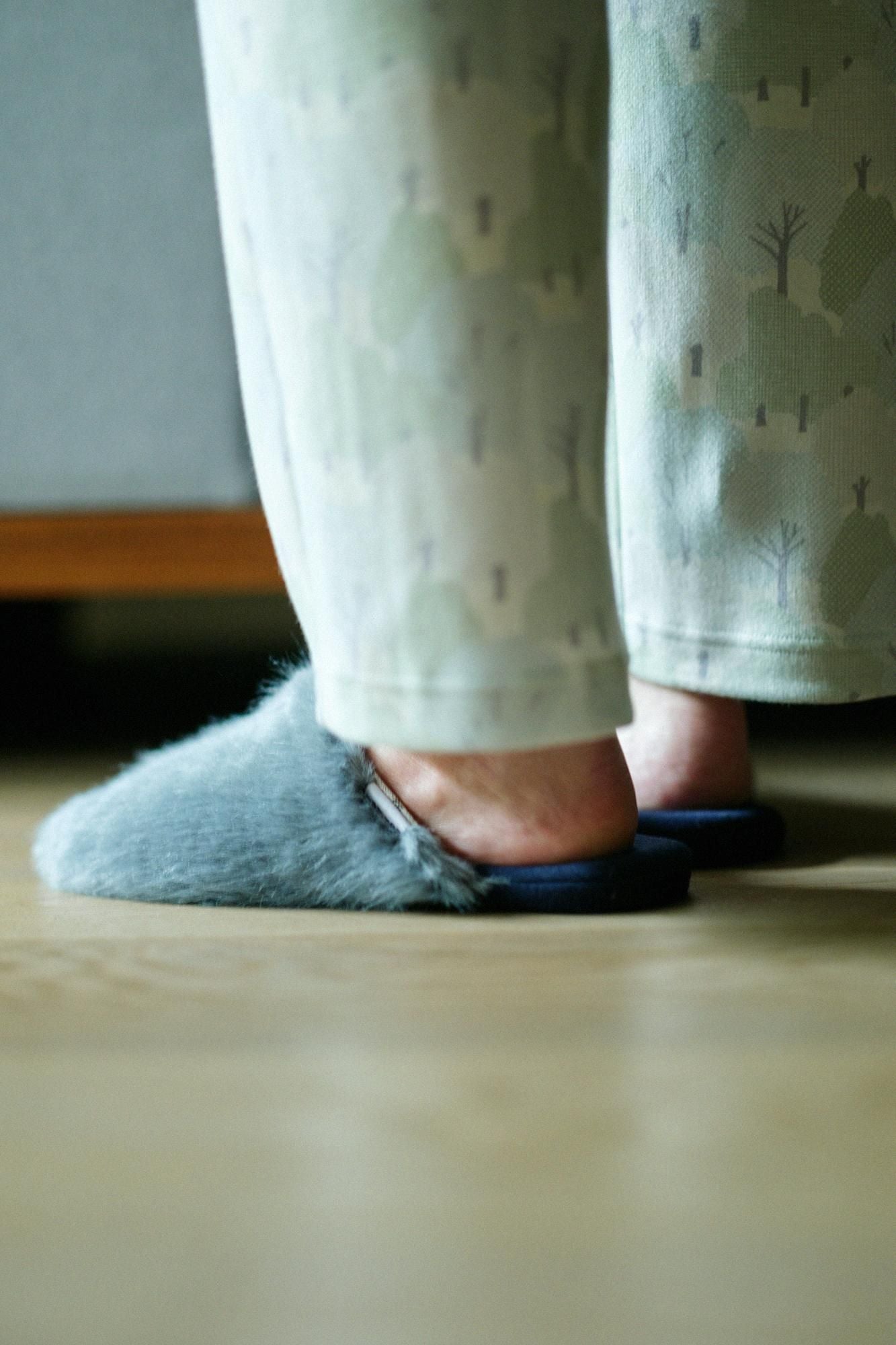 페이크 퍼 호소나리 슬리퍼 타비/연한 파랑색