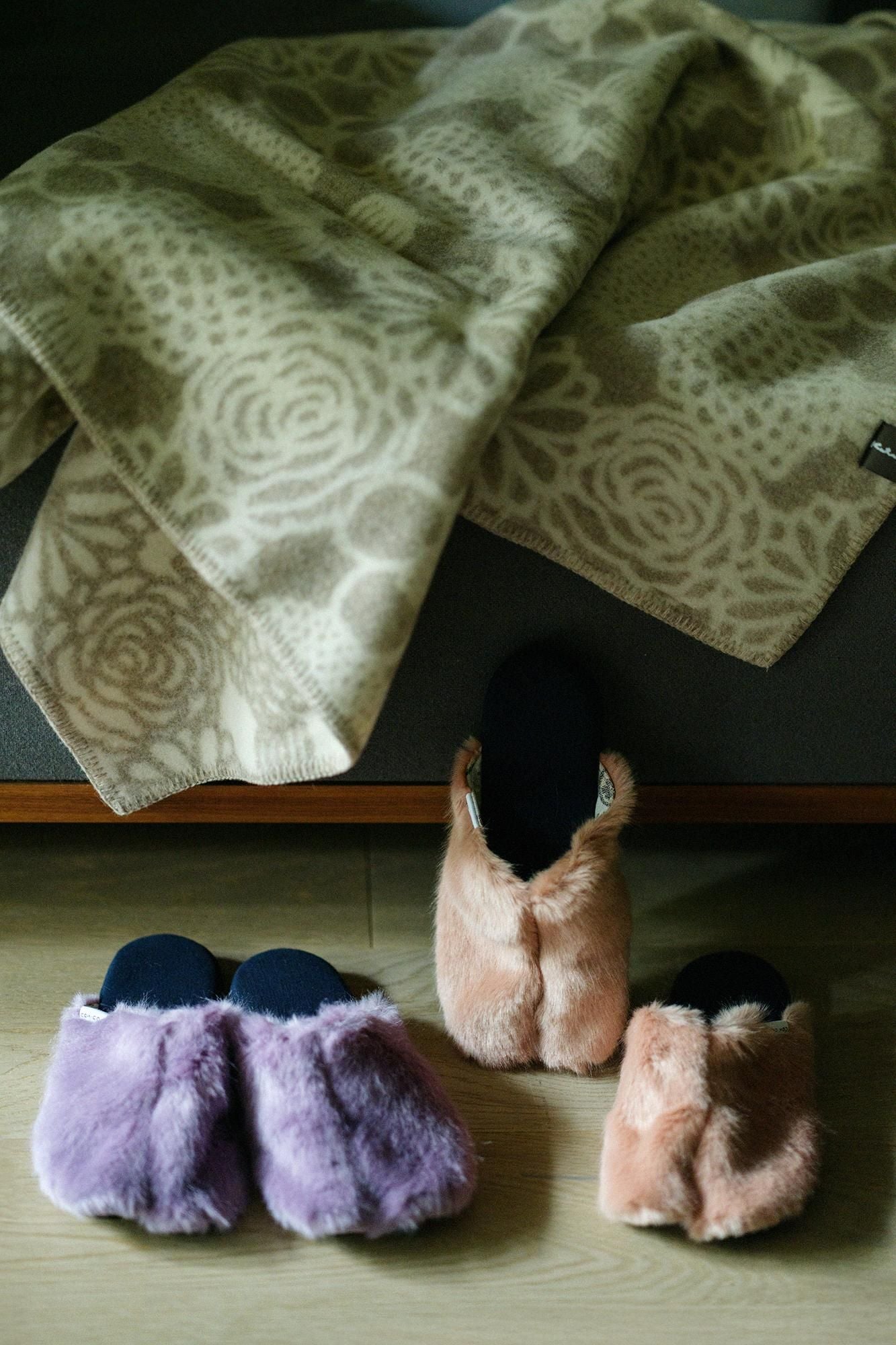 フェイクファー 細形 スリッパ足袋/灰梅(はいうめ)