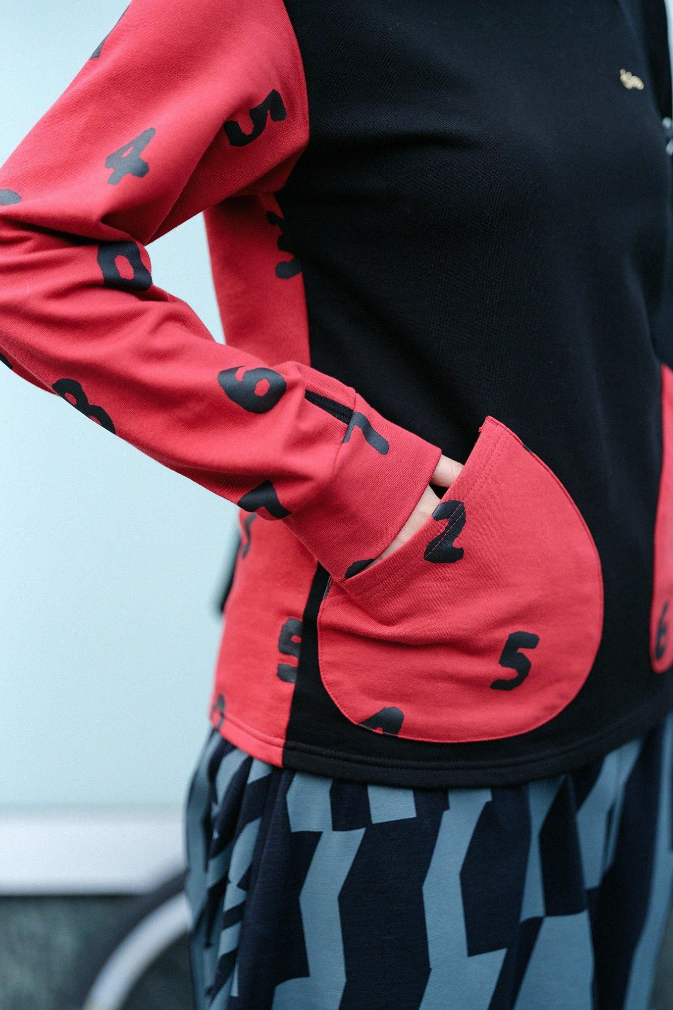 Fleece Boat Neck Sweat Shirt/Black×SO-SU-U