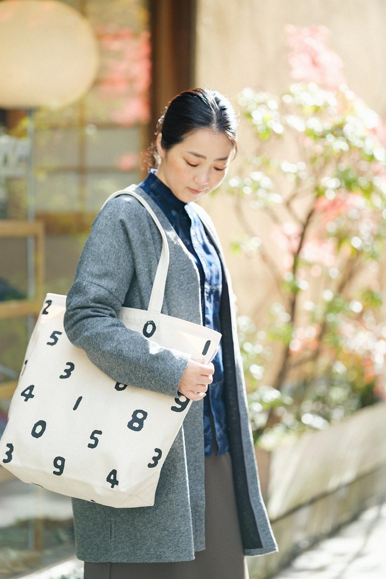 PROMOTION キャンバストートL/SO-SU-U 生成(きなり)×濡羽色(ぬればいろ)