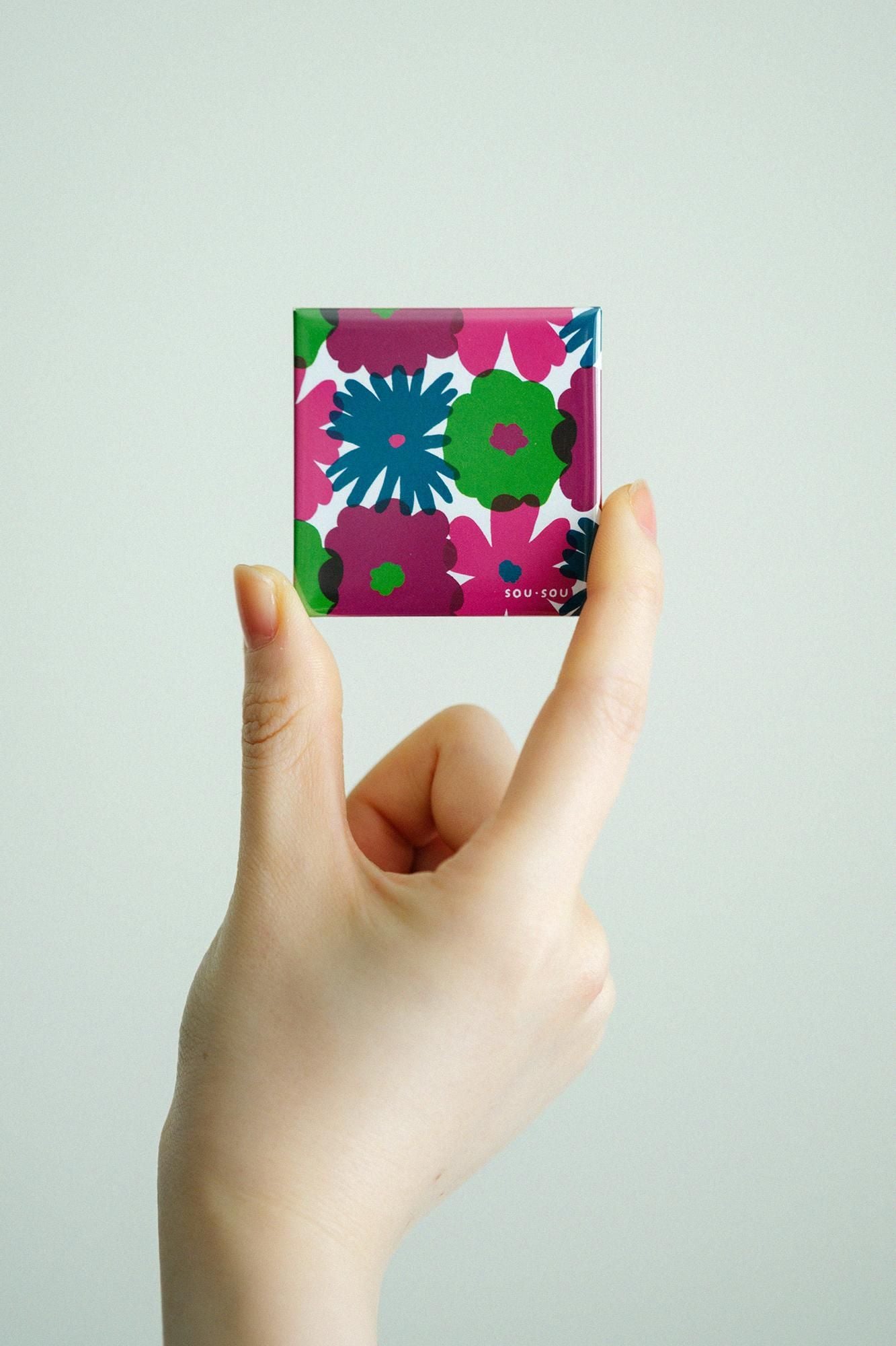 SOU・SOU × PHP Institute Badge Magnet (Oraka) / Oraka