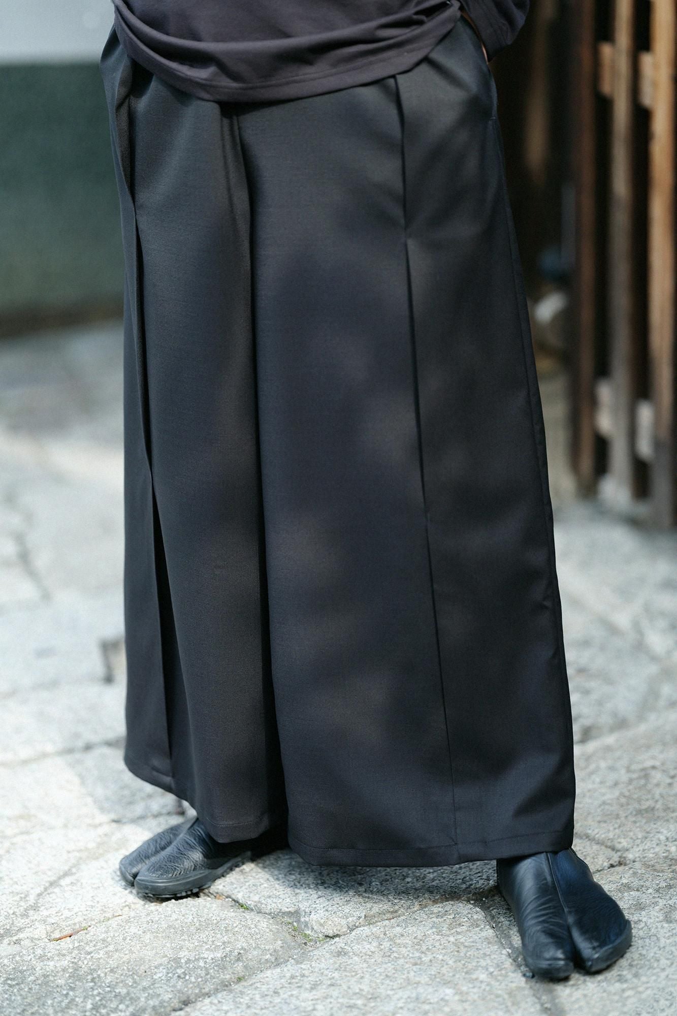 42 Paar Kammgarn, Ichinohida, Hironari Monpe/Nurebairo