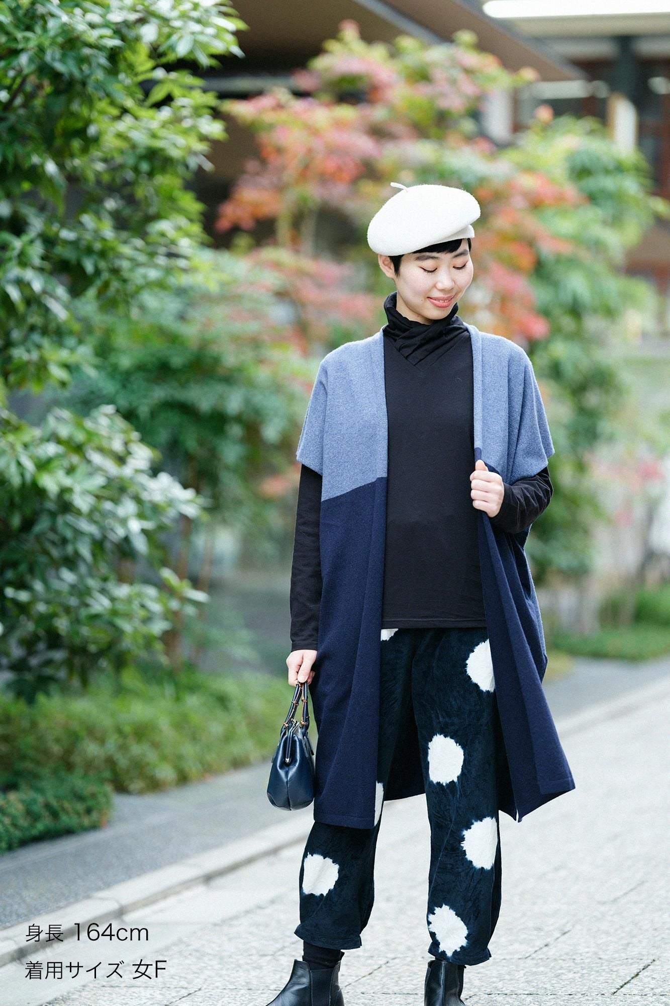 Konsei Tie-dye Blue Green Cotton-linen Blend Monpe Workers Pants / Large Polka Dots Black x Raw White