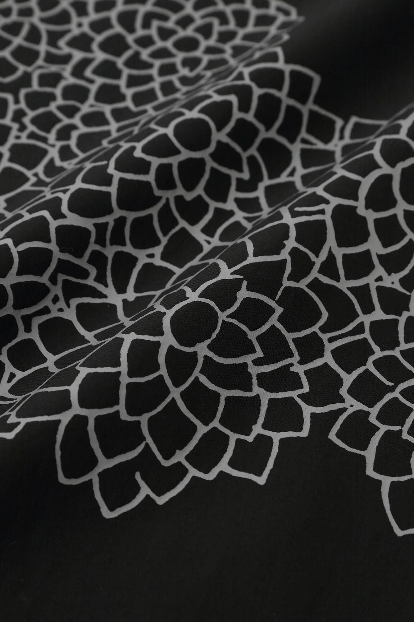 Schreibmaschinentuch Samue unten/Kumoma und Chrysantheme nasse Farbe