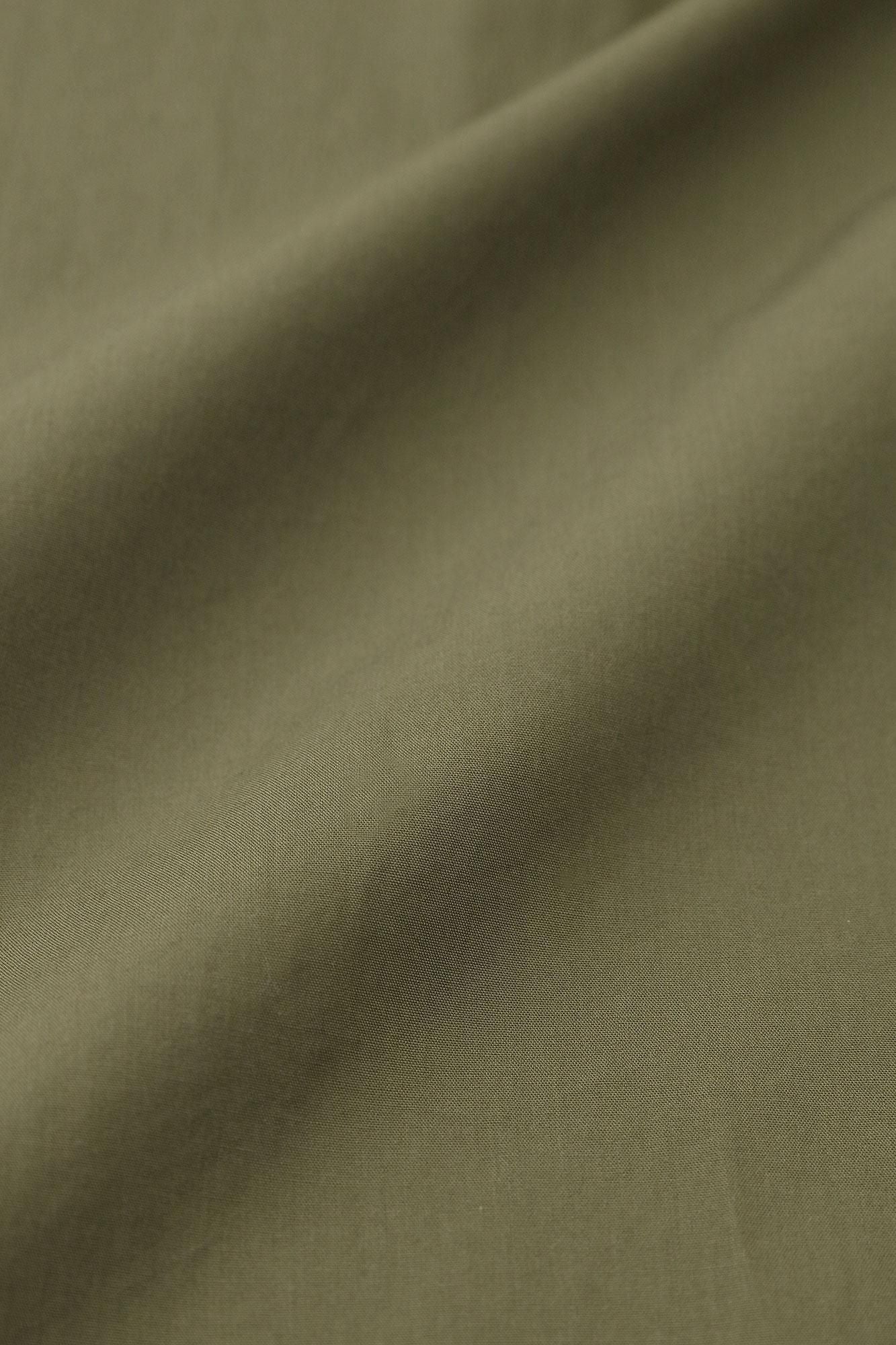 タイプライタークロス 立衿(たちえり) 筒袖襯衣(つつそでしんい)/鶸茶(ひわちゃ)