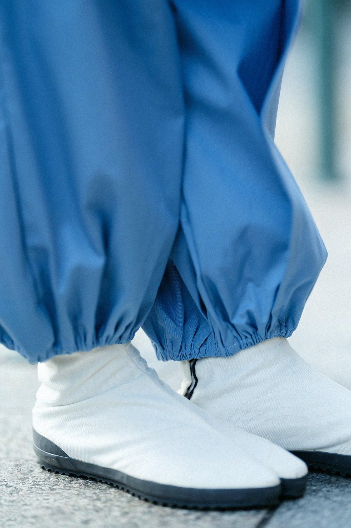 Köperbindung (Takamikan Ishita) / Helle Blumenfarbe (Usuhanairo)