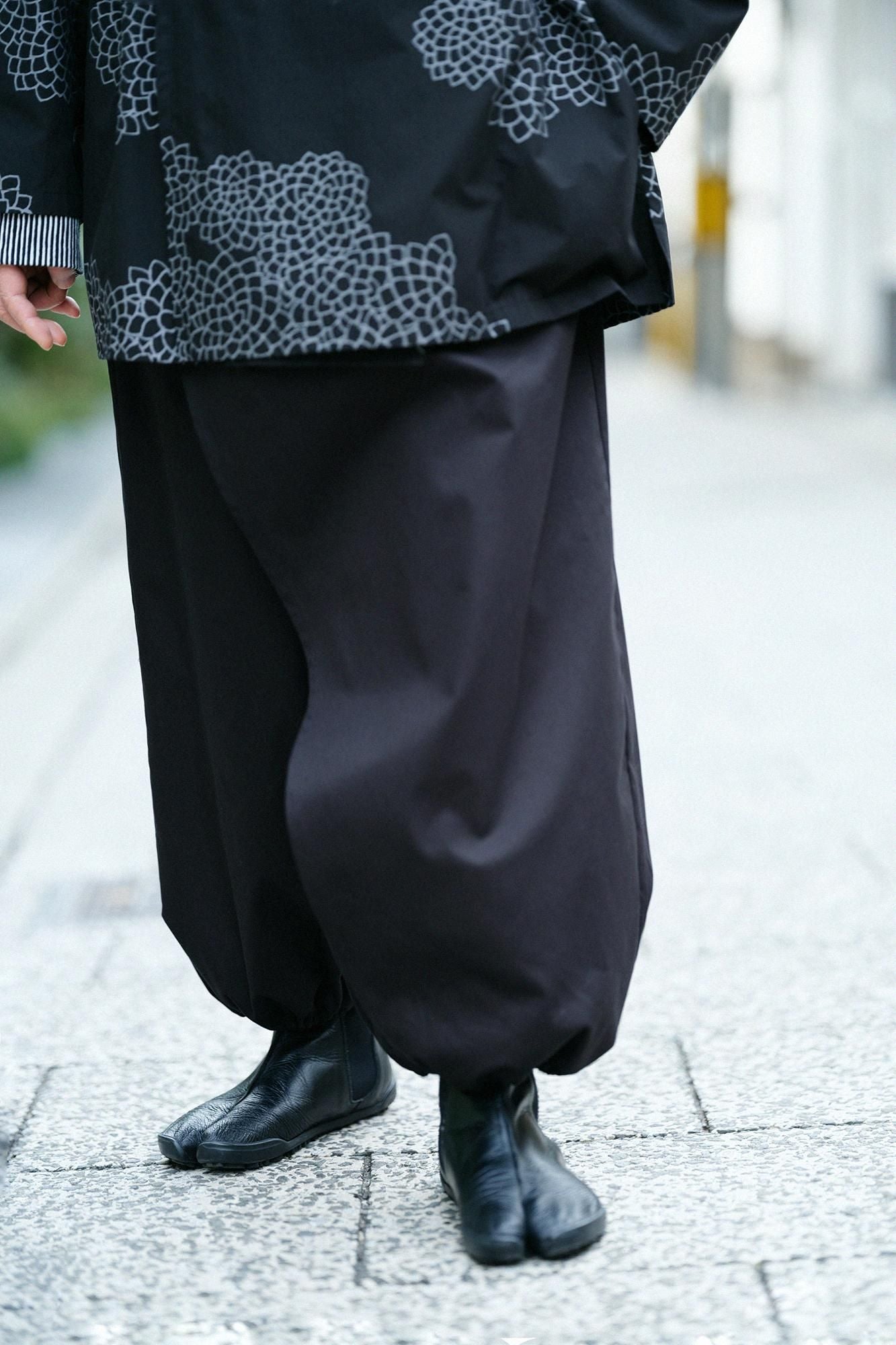 Köperbindung (Takamikan Ishita)/Nurebairo (Nurebairo)