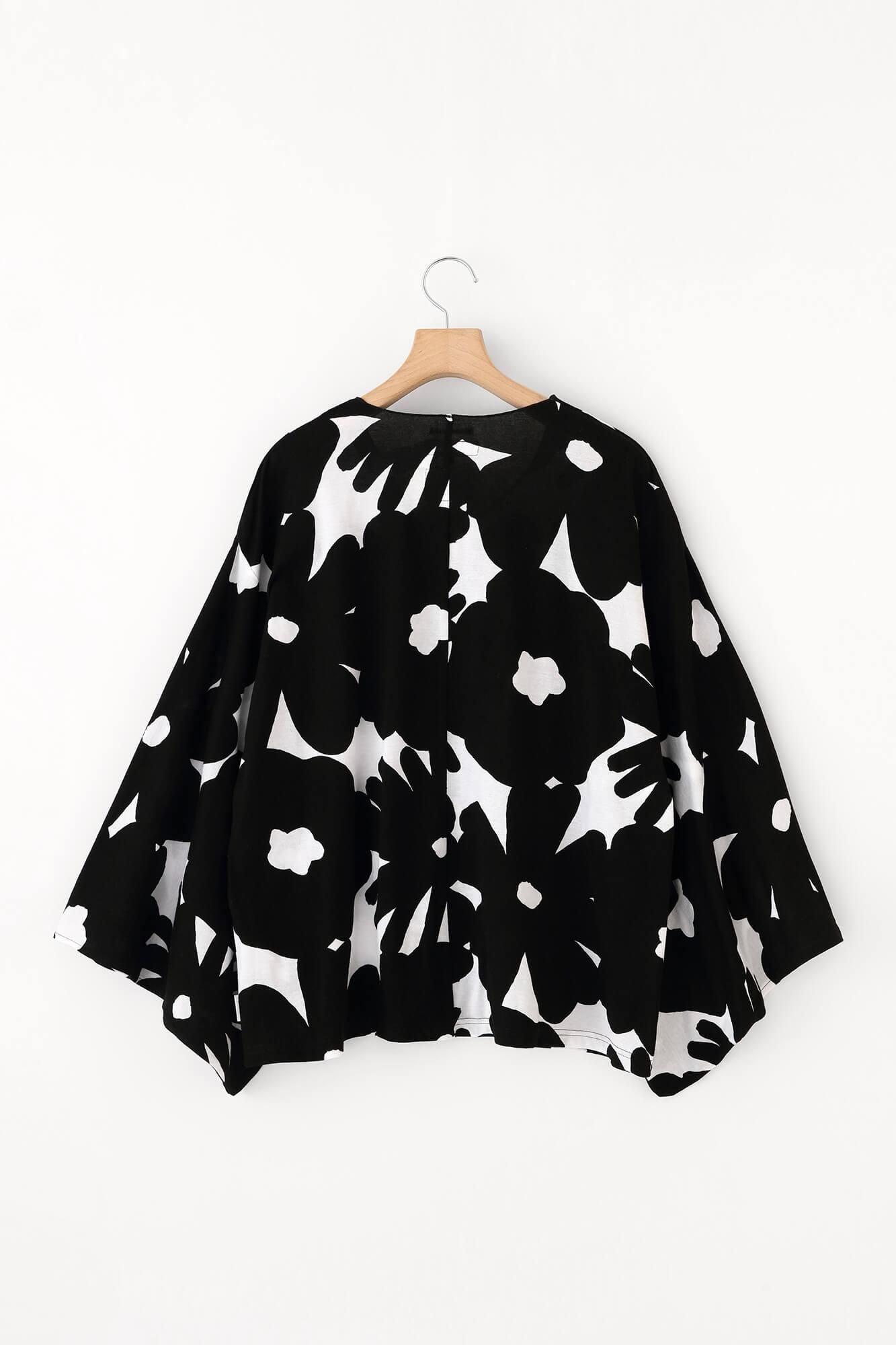 Kimono Sleeve Top / Oraka
