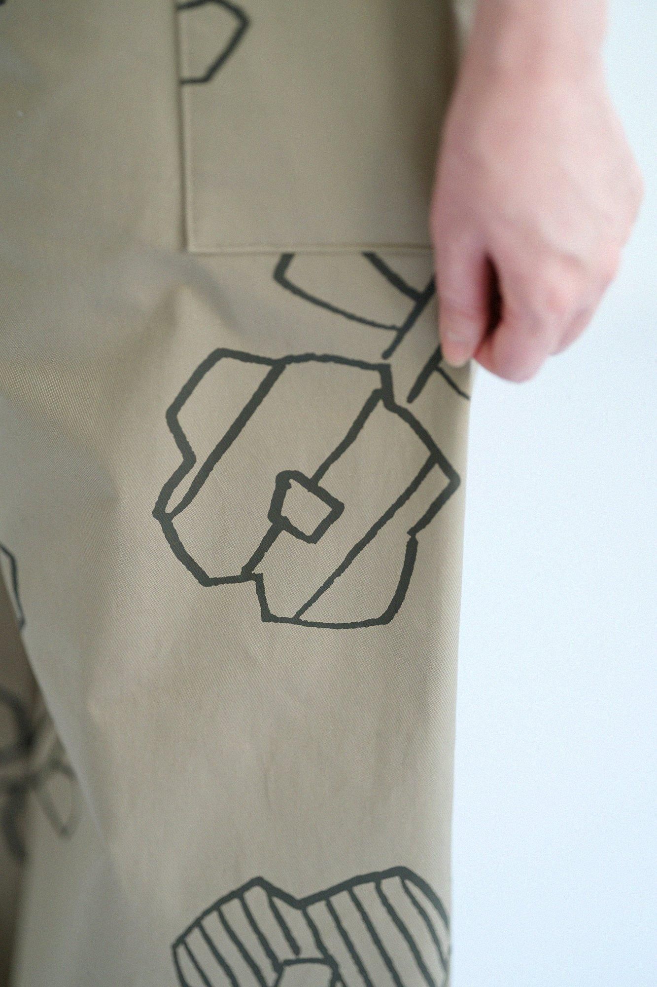 Shin Reverse Twill Square Pockets Monpe Pants / Flower Seedling Scattered Greyish Brown