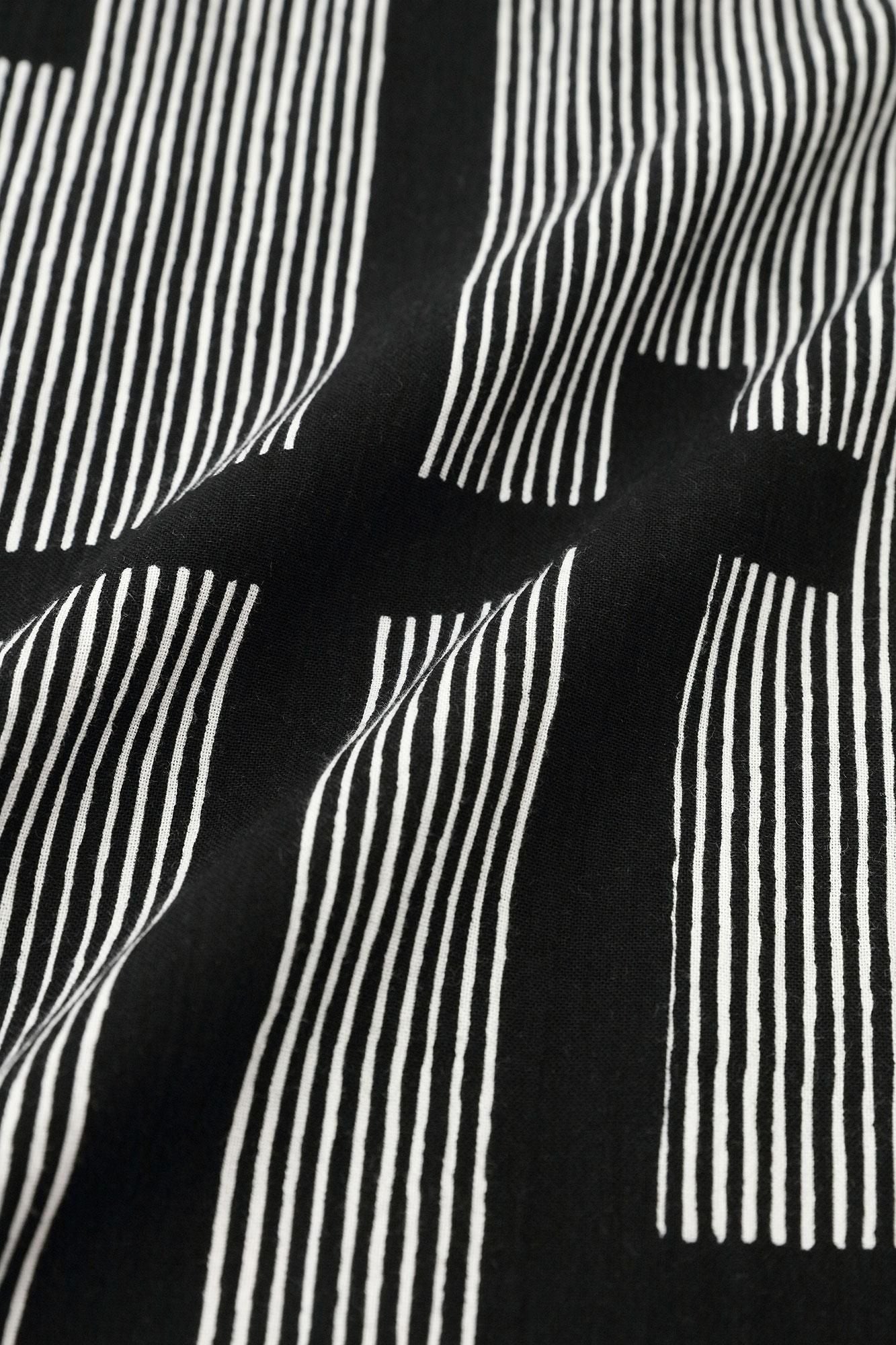 Chizimi Cotton 20/20 Long Fubi Kimono Shirt / Staggered Stripes and Fence