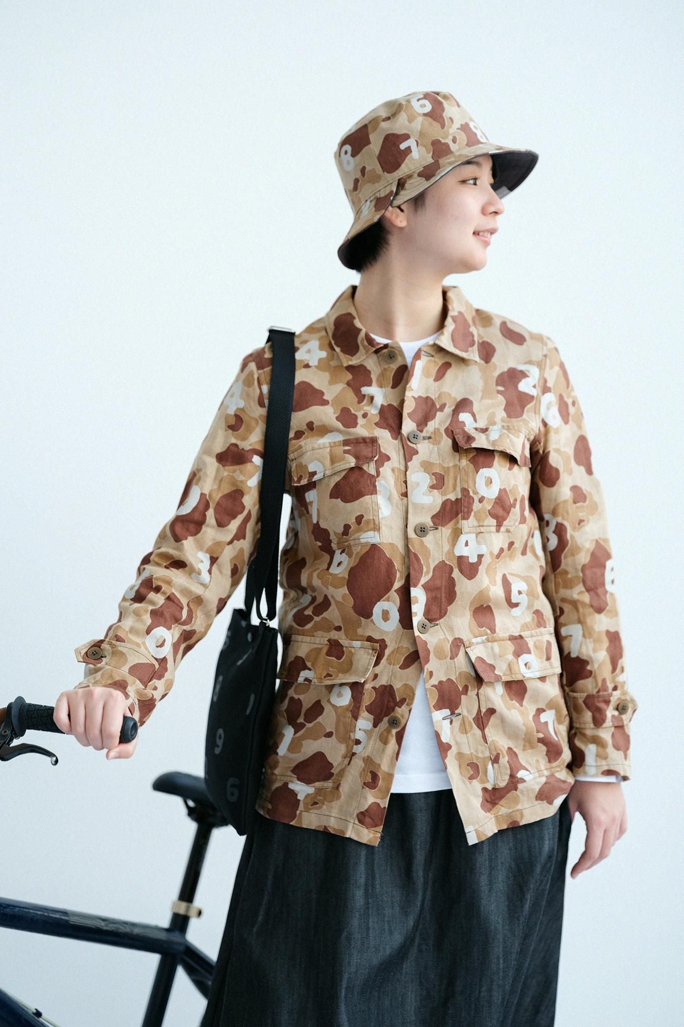 麻斜紋織 雙面用BIKE 帽子/獵鴨迷彩SO-SU-U十數 白茶色