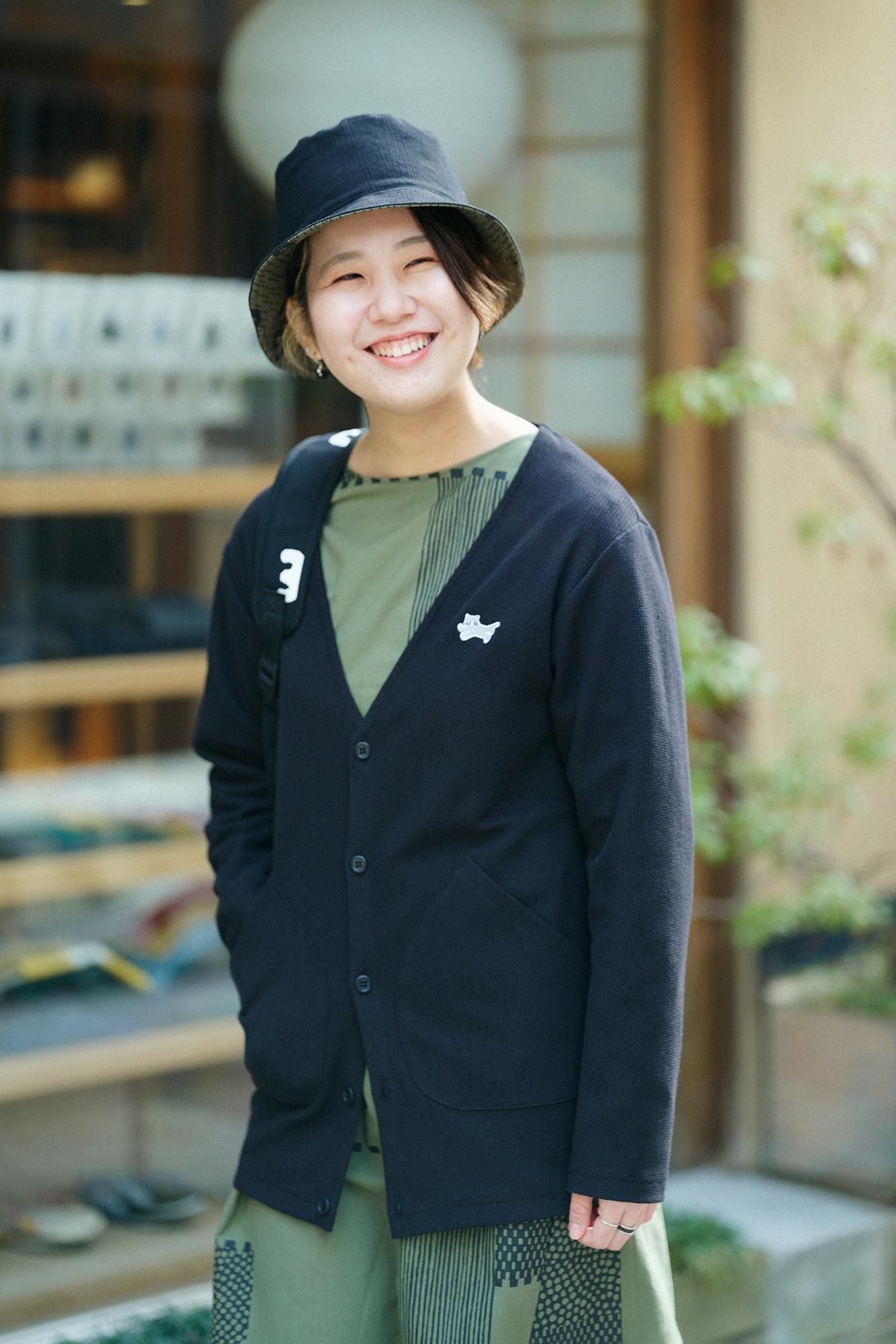 【仅限网购】Kanoko 针织 V 领 L/S 开衫/黑色