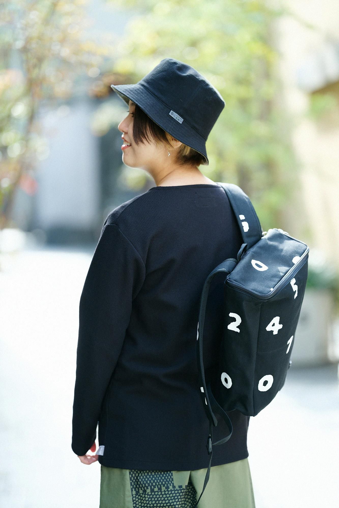 【仅限网购】Kanoko 针织 V 领 L/S 开衫/黑色