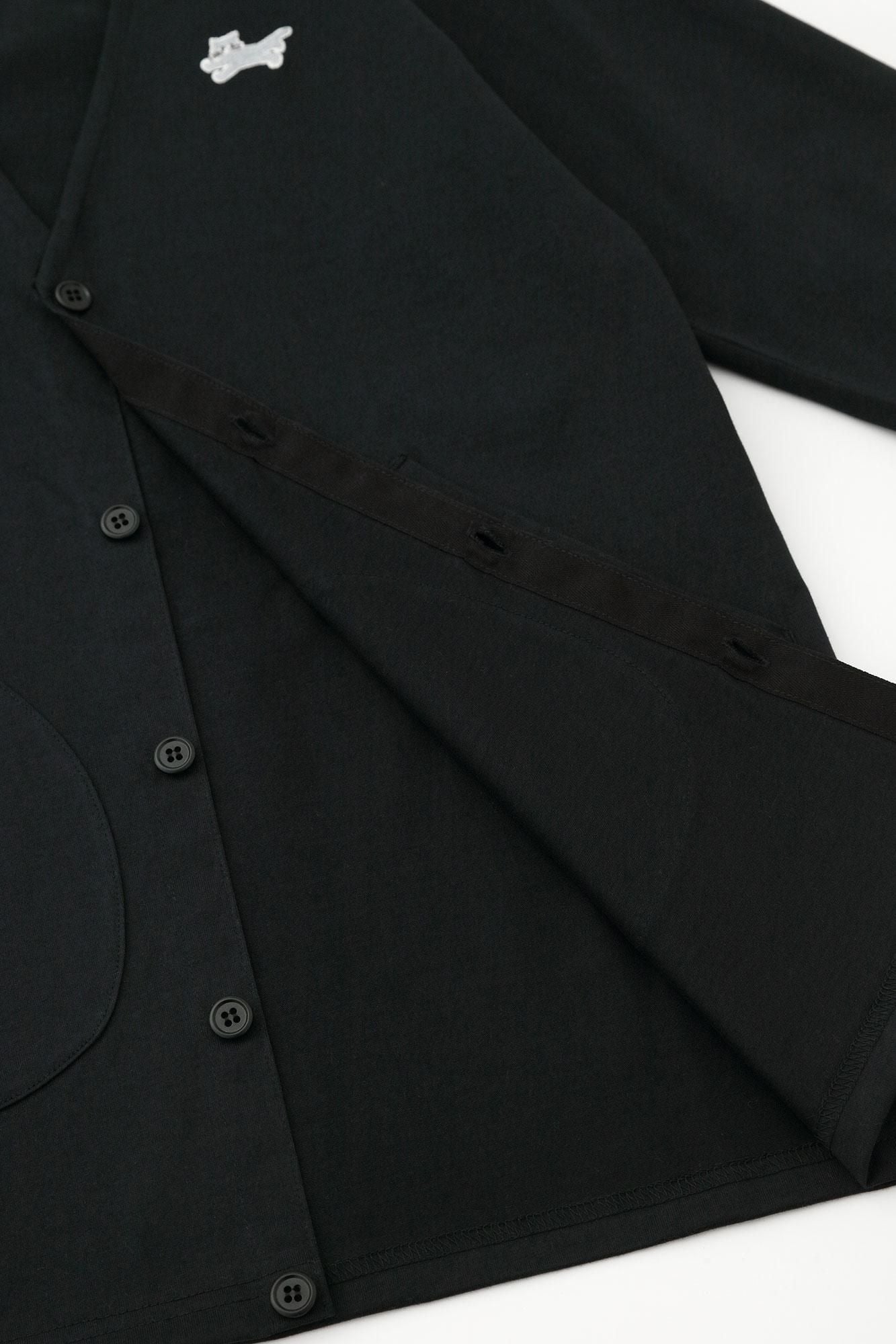 L/S-Cardigan aus Baumwollstrick mit V-Ausschnitt/Marineschwarz