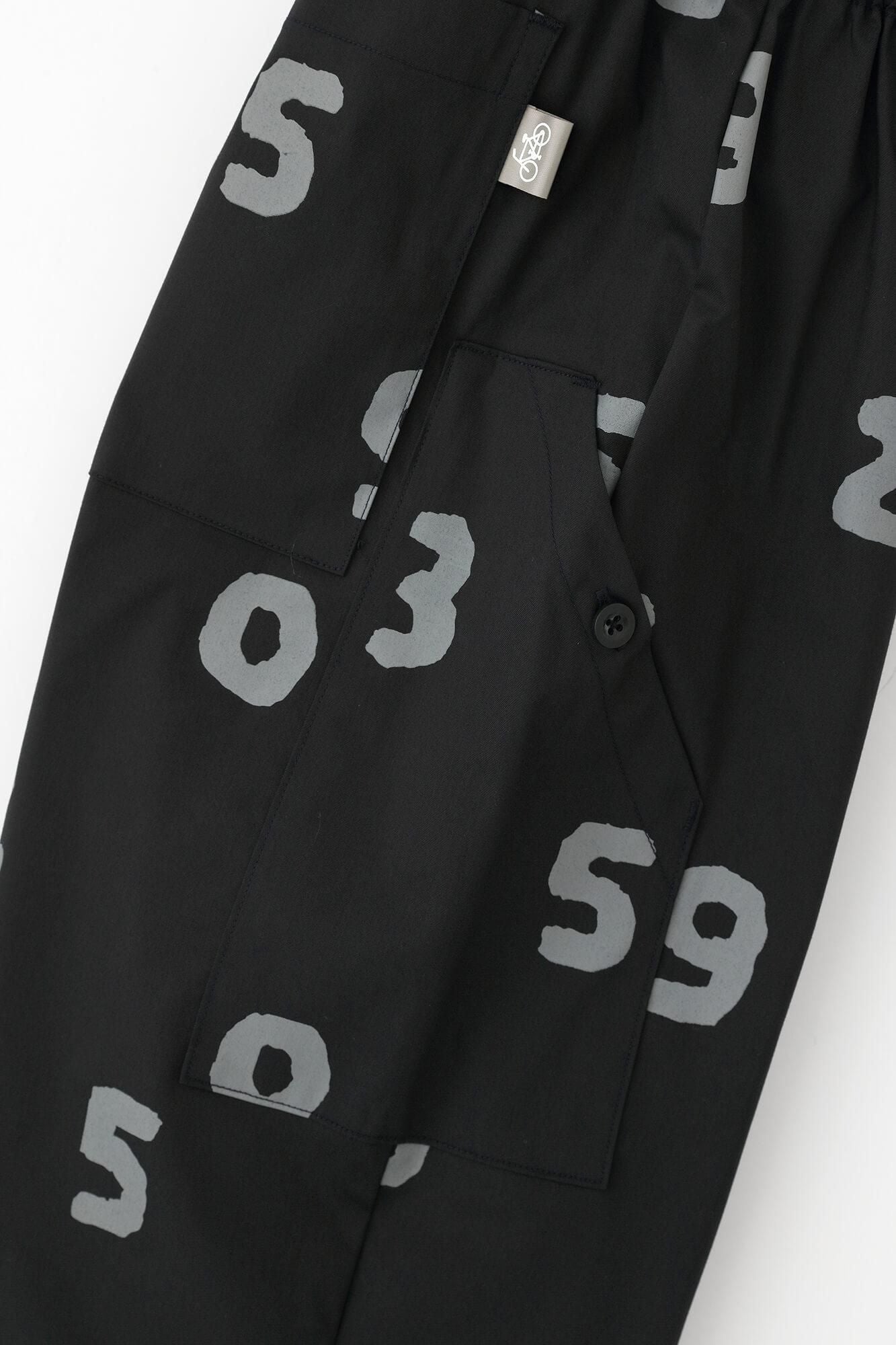 【期間限定10%OFF】斜紋BIKE 七分褲/SO-SU-U十數黑藍色(※預計於4月29日~5月2日左右發貨)