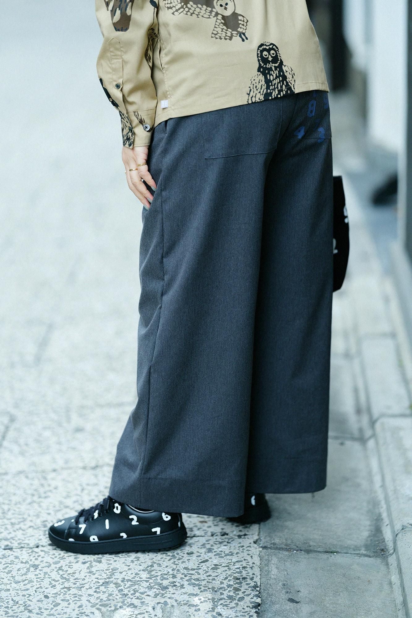 스트레치황소 와이드 팬츠/짙은회색