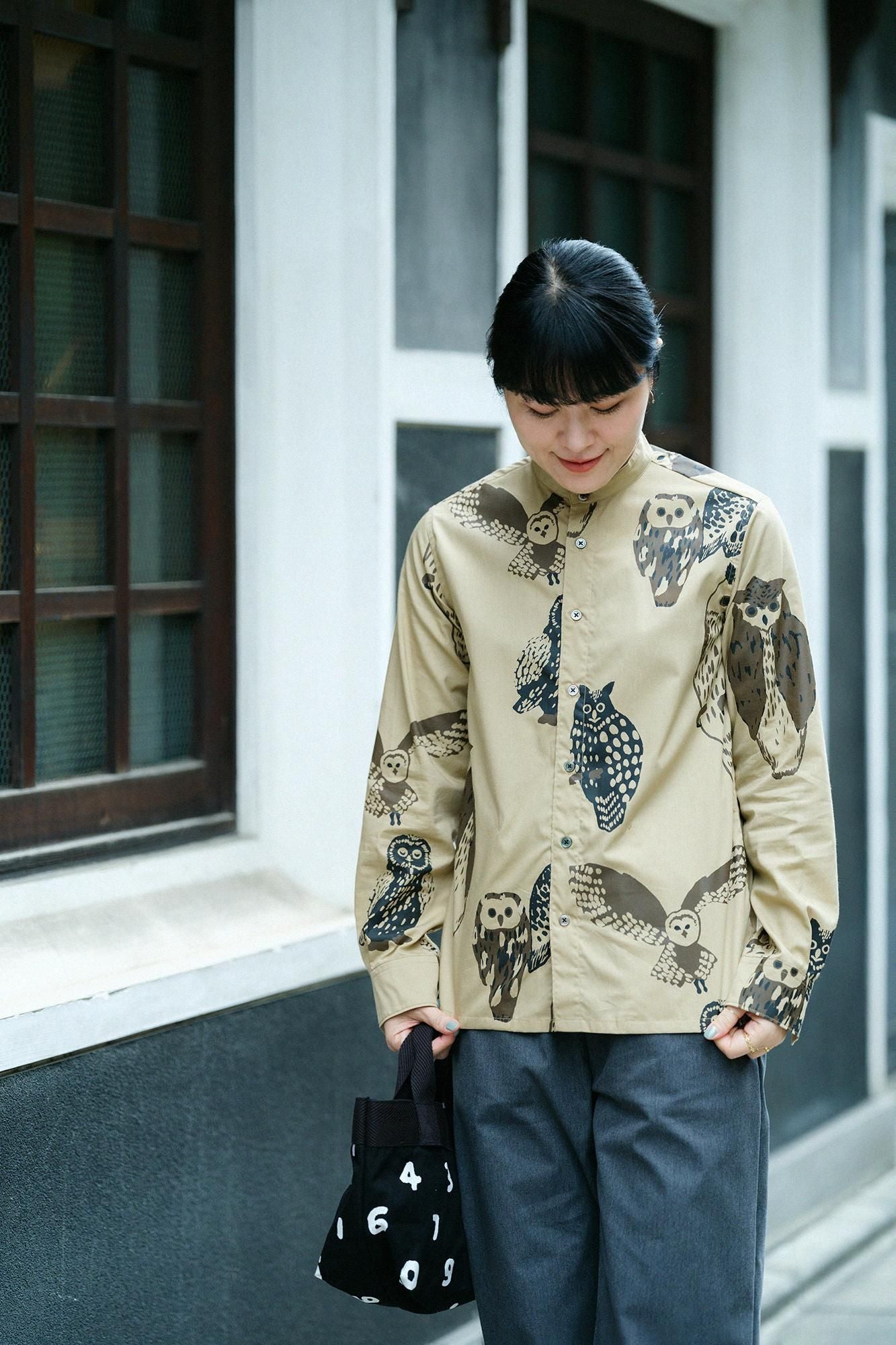 Cotton Tencel Stand Collar Long-sleeved Shirt SP / Owl Hazelnut Color