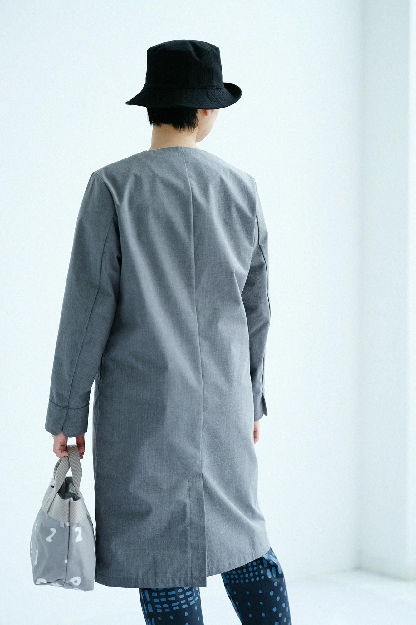 防潑水天氣布CL長外套/淡灰色× SO-SU-U十數