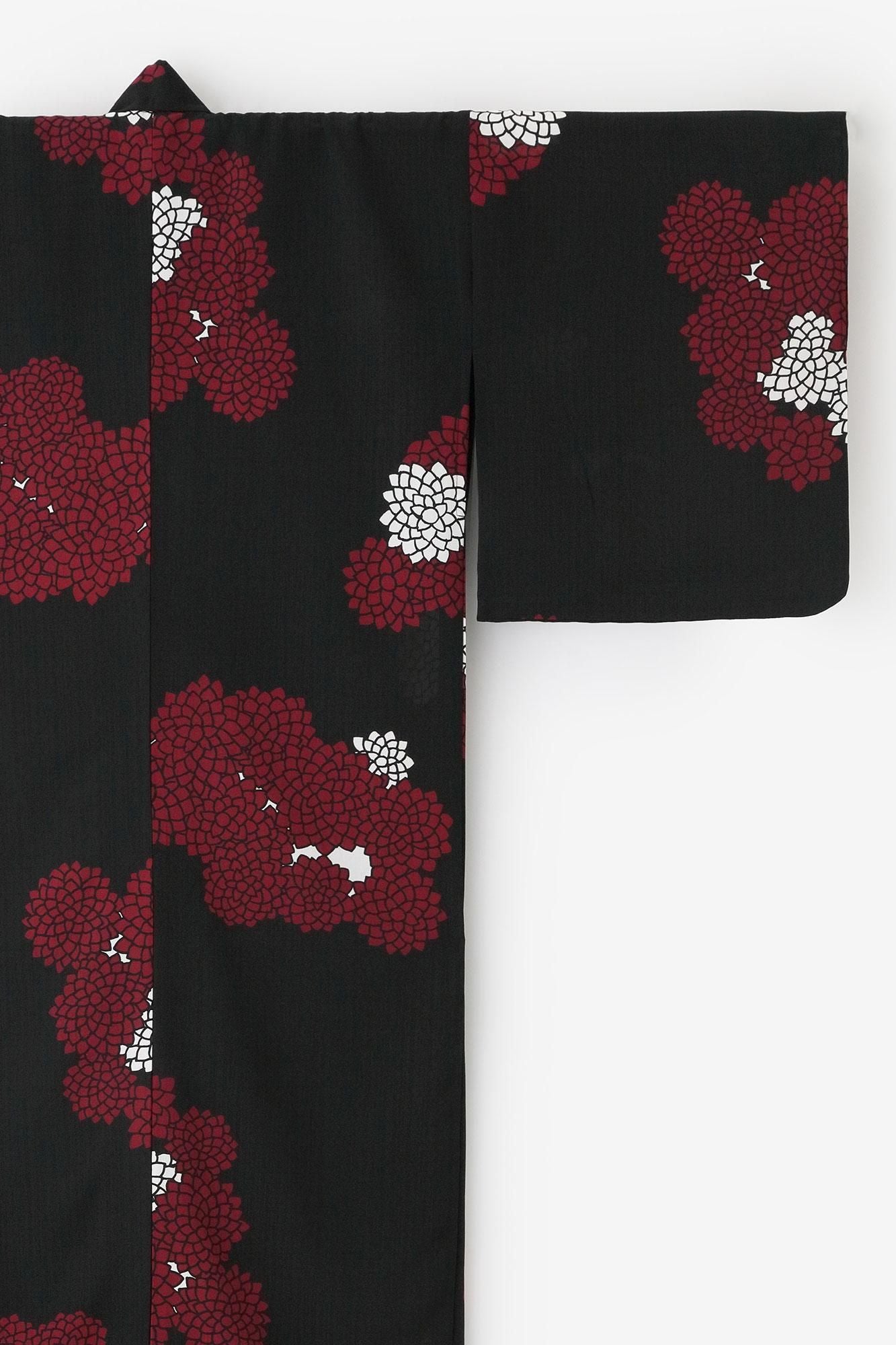 Kosugi Orimono에 의해 만든 Theo Alpha Yukata /구름사이에 국화