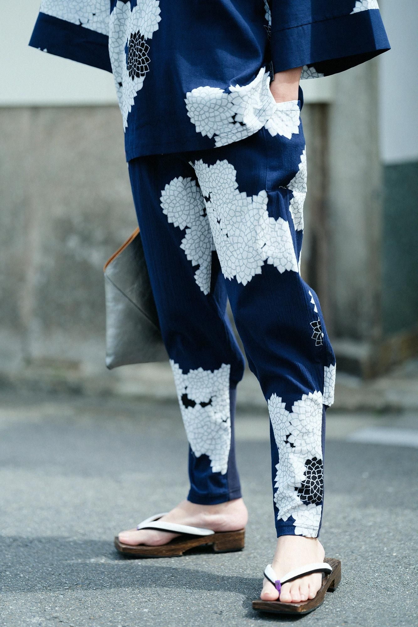 Chizimi Cotton 20/20 Harem Pants / Chrysanthemum in Clouds Ryoya