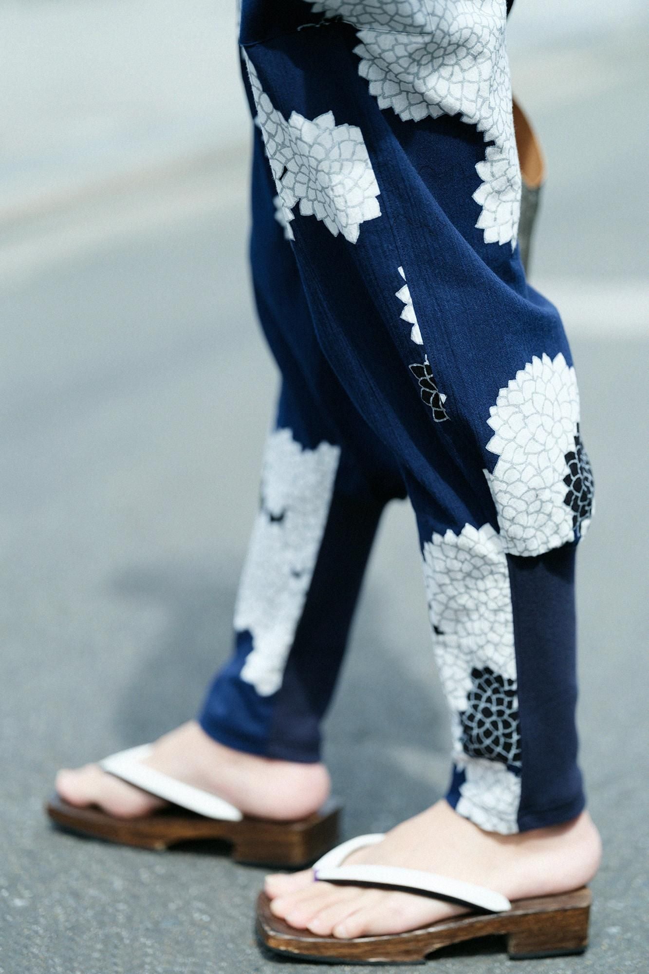 Chizimi Cotton 20/20 Harem Pants / Chrysanthemum in Clouds Ryoya