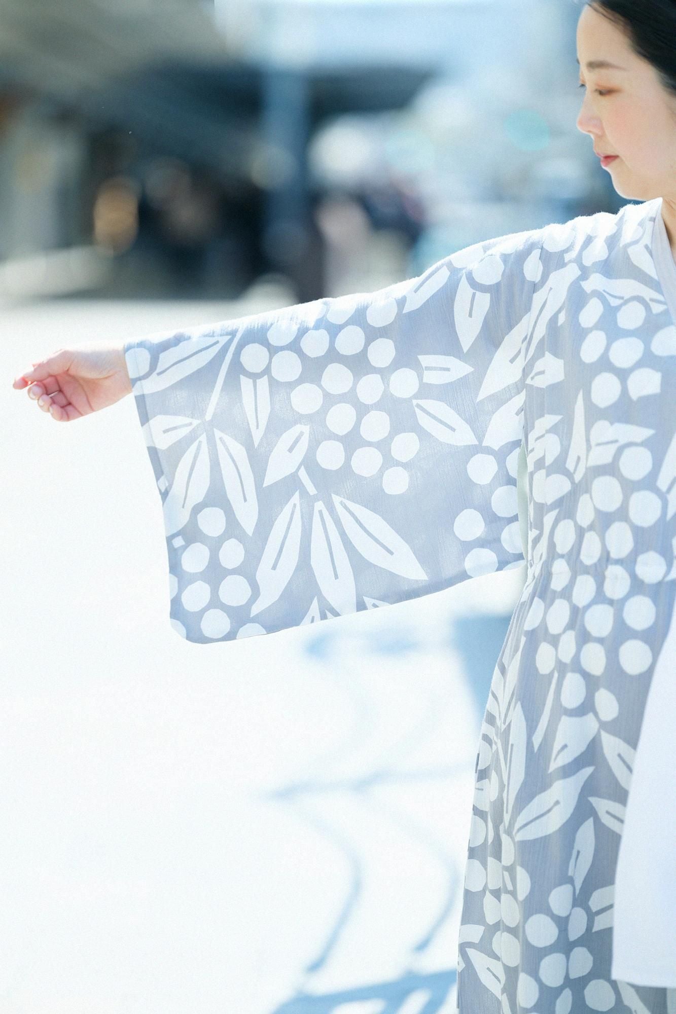 Chizimi Cotton 20/20 Double V-neck Summer Kimono Dress / Nandina Bamboo