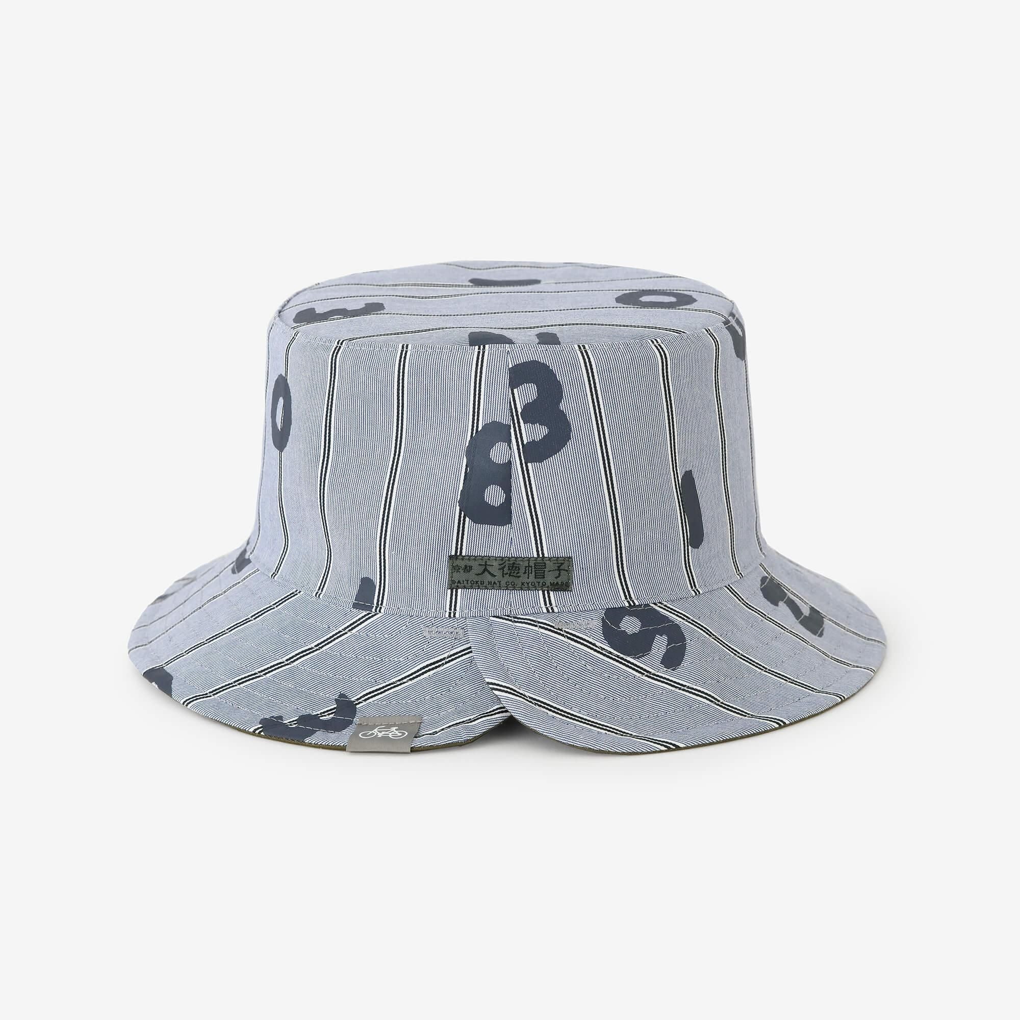 缎纹条纹可逆自行车帽/so-su-u灰蓝色(haiao)