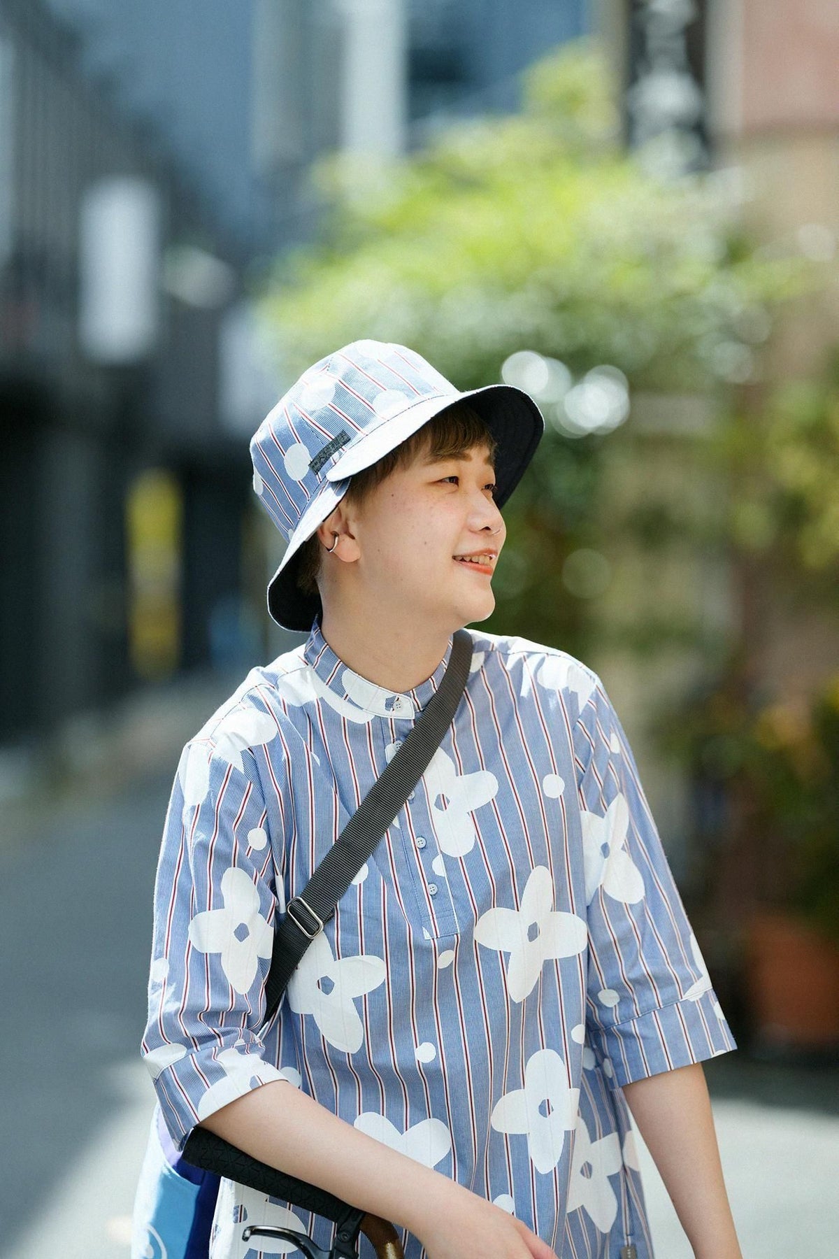 【3월 10일경 발송 예정】 새틴 스트라이프 리버시블 BIKE HAT/스이교쿠 청청