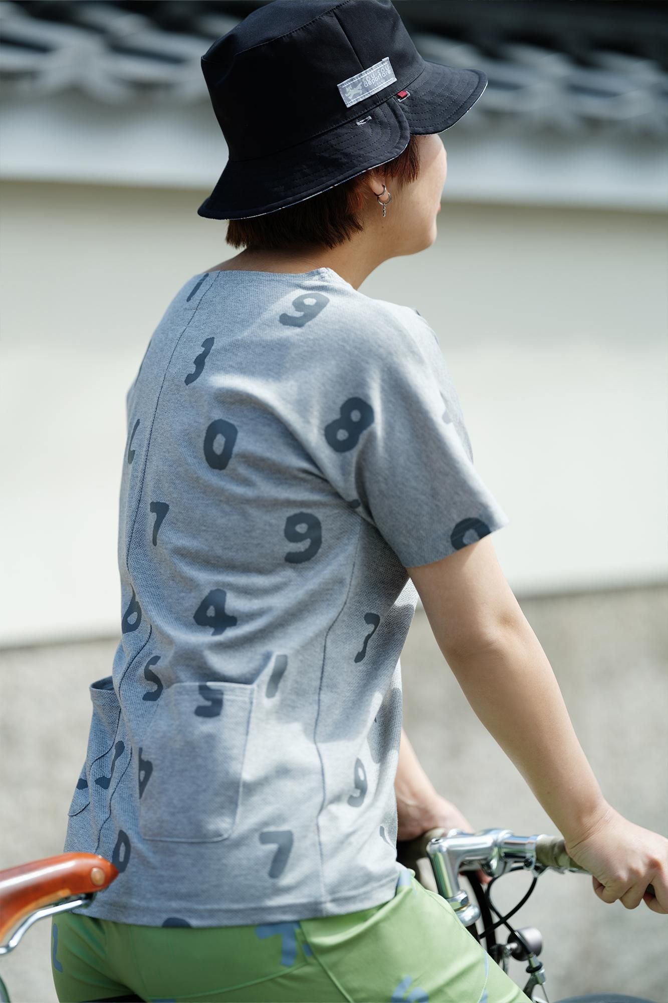 T-shirt découpé en tricot Kanoko/haut et bas SO-SU-U (Shoka) Gris cendré