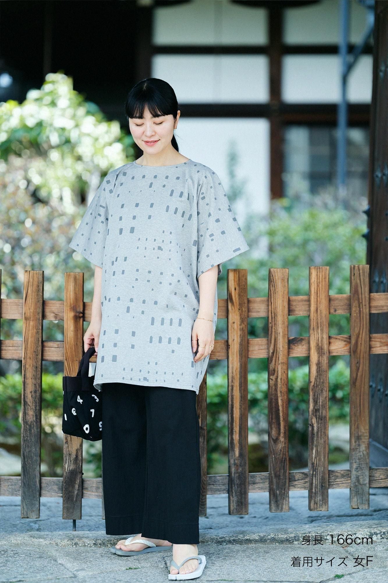 鹿之子編針織 平袖船領長版上衣/窗 灰白色