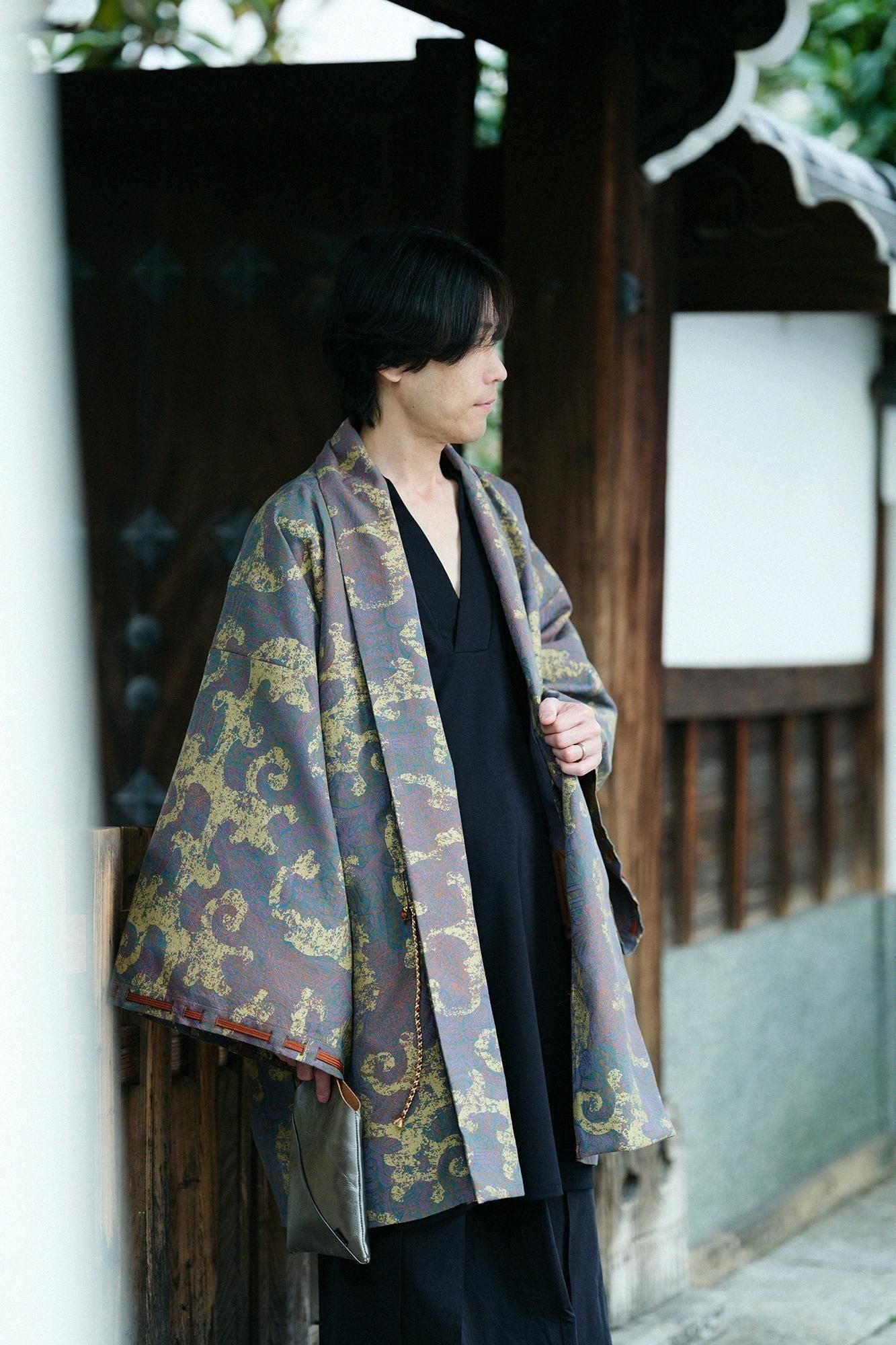 Jacquard Rectangular Sleeve Coat Short Single Layer / Raging Billows Era Iridescent Color